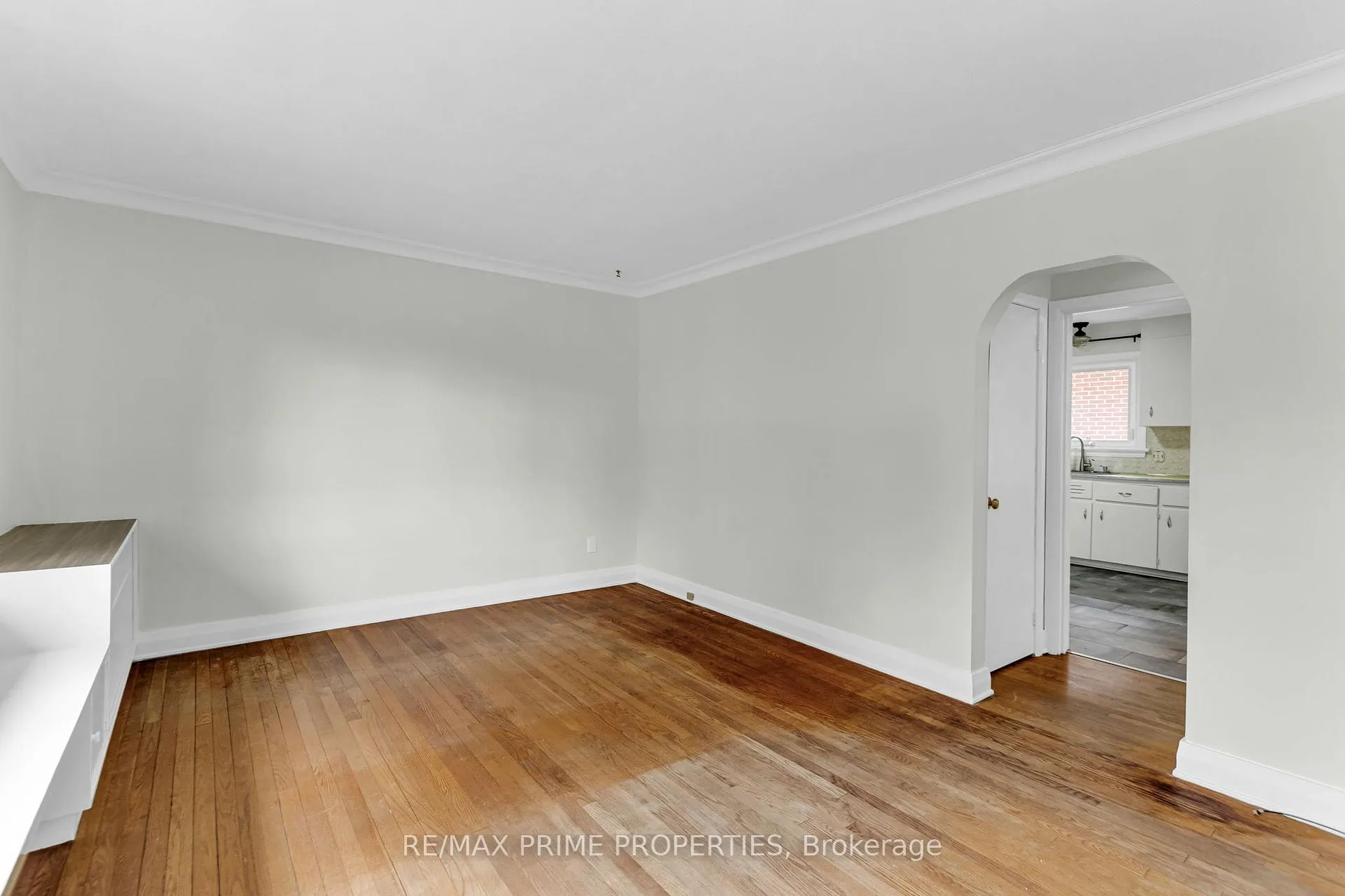 Photo 6 of 332 Acton Street, Ottawa, Riverview Park — HOMEH