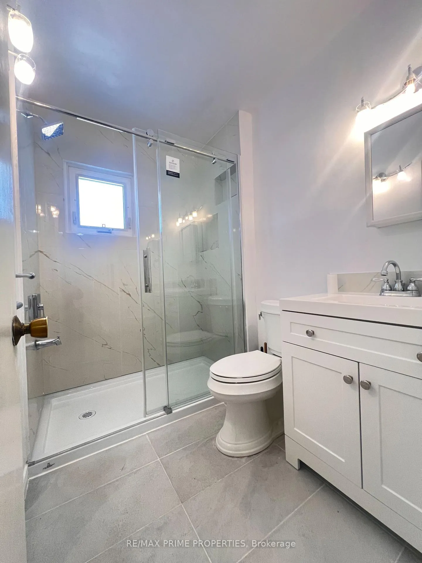 Photo 10 of 332 Acton Street, Ottawa, Riverview Park — HOMEH