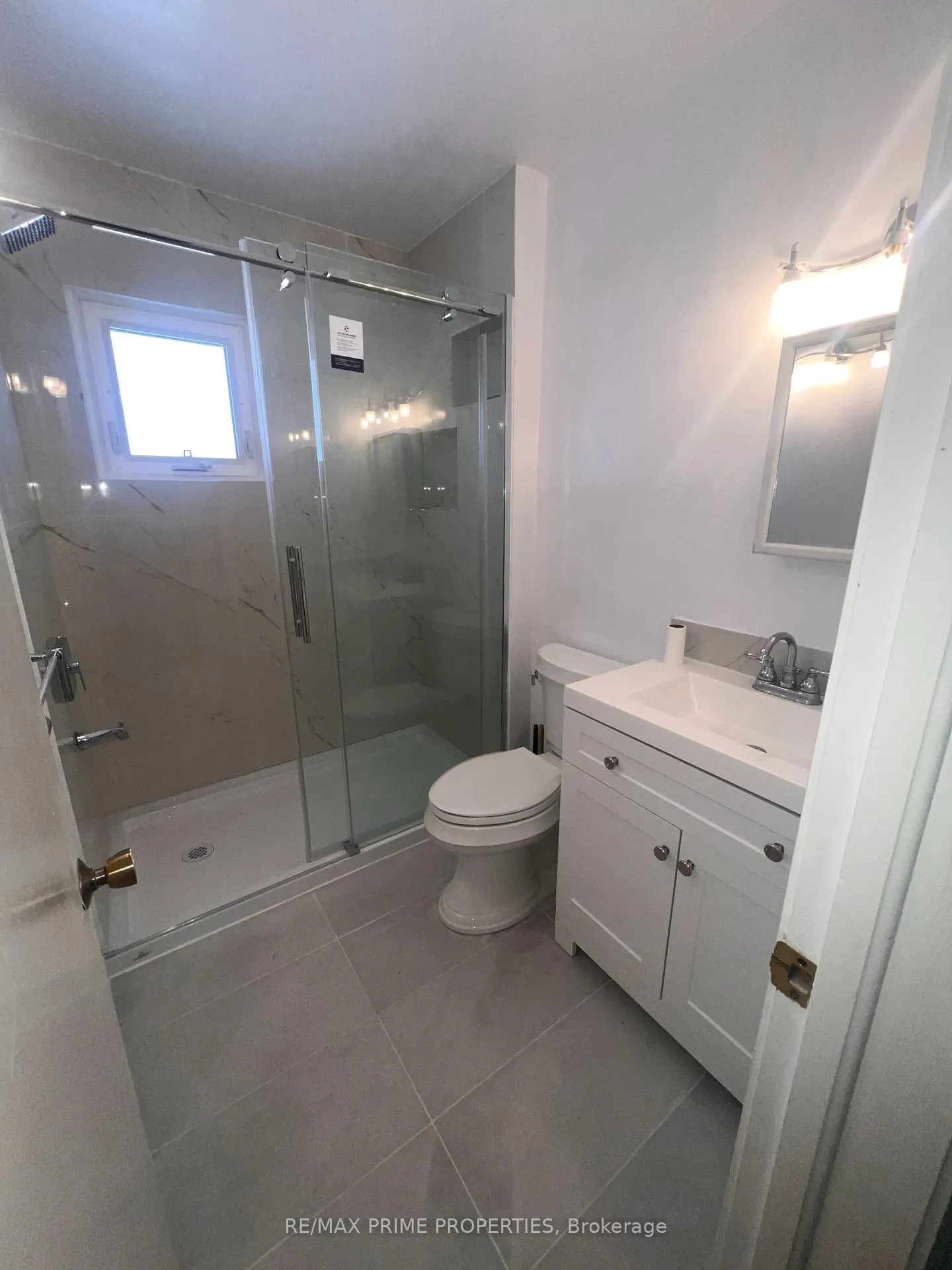 Photo 11 of 332 Acton Street, Ottawa, Riverview Park — HOMEH