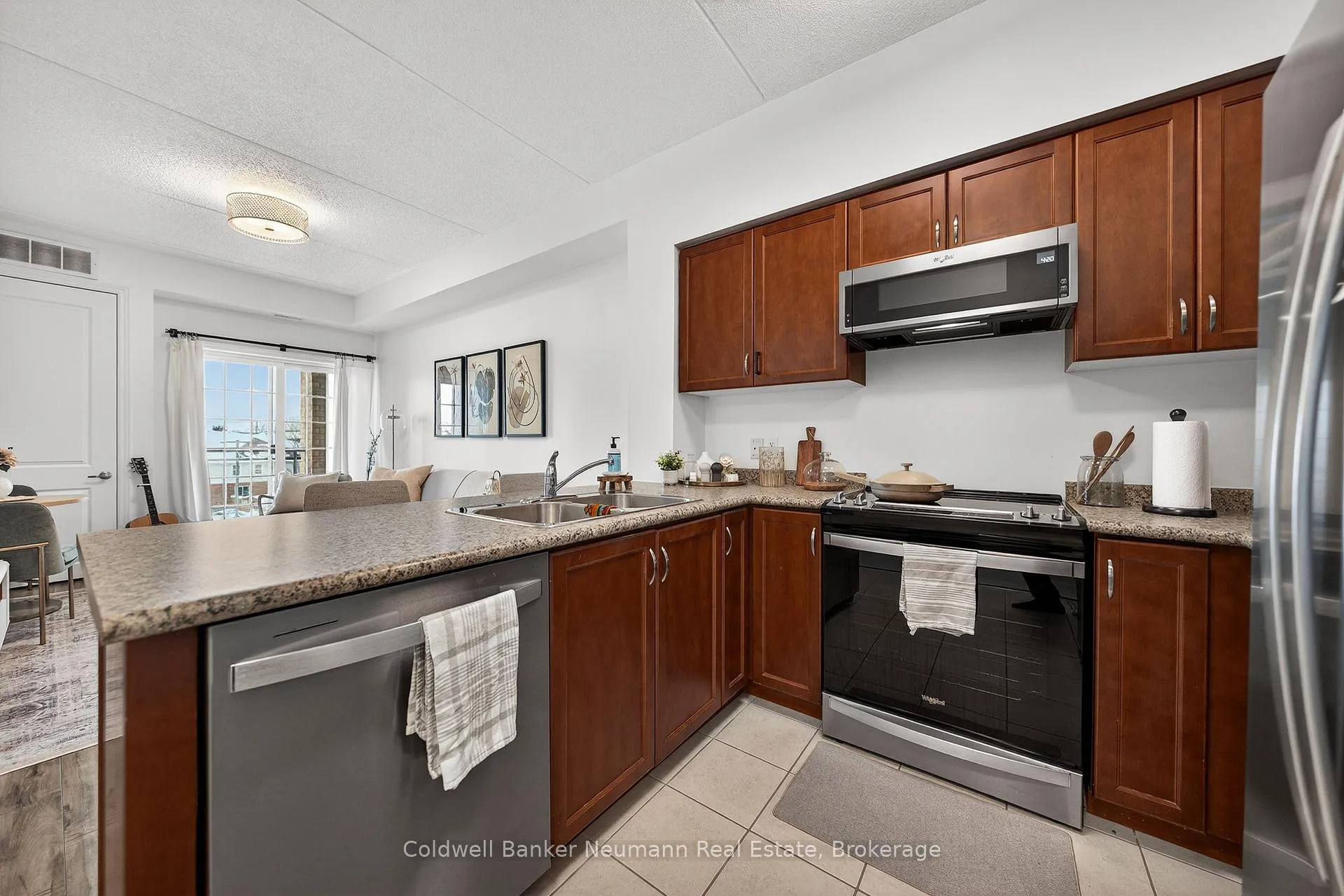 Photo 13 of Unit 316, 1077 Gordon Street, Guelph, Kortright West — HOMEH