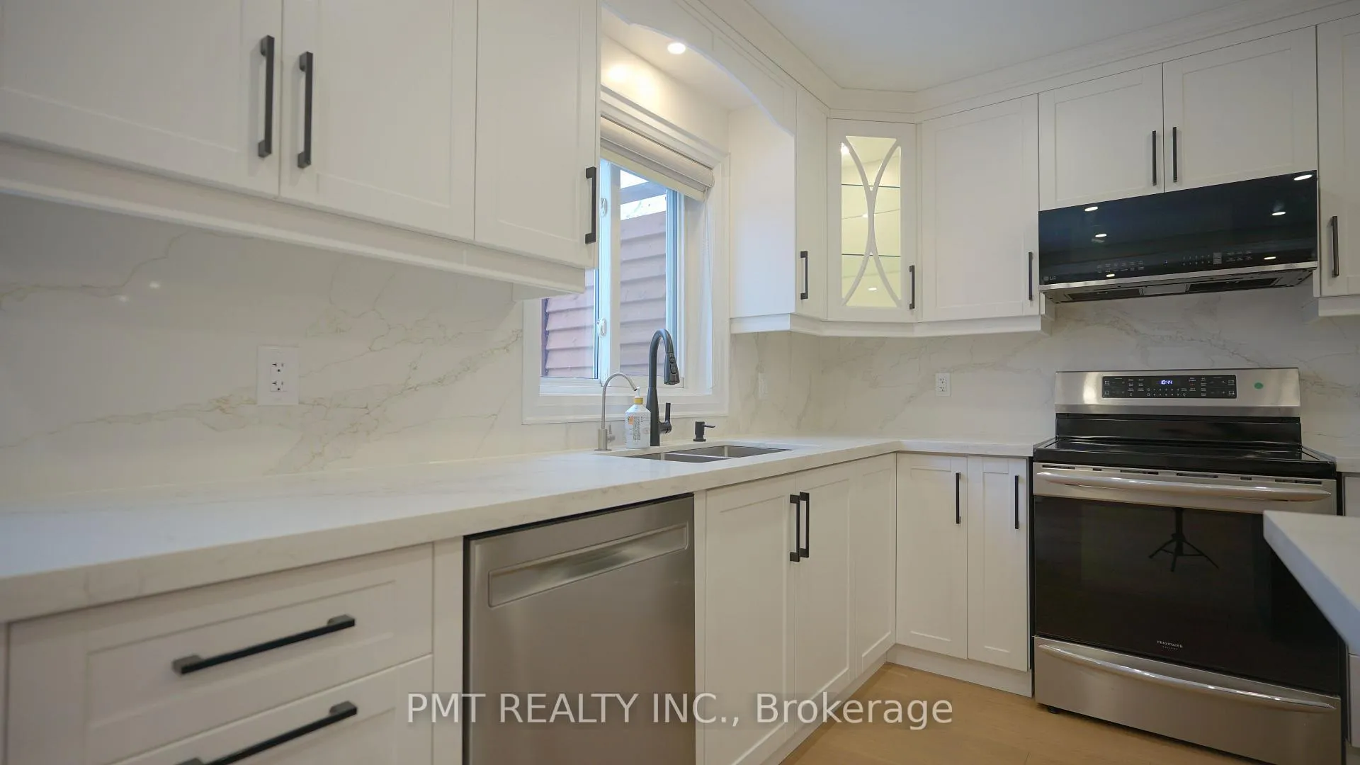 Photo 6 of Unit Main, 245 Ravenscroft Road, Ajax, Central West — HOMEH