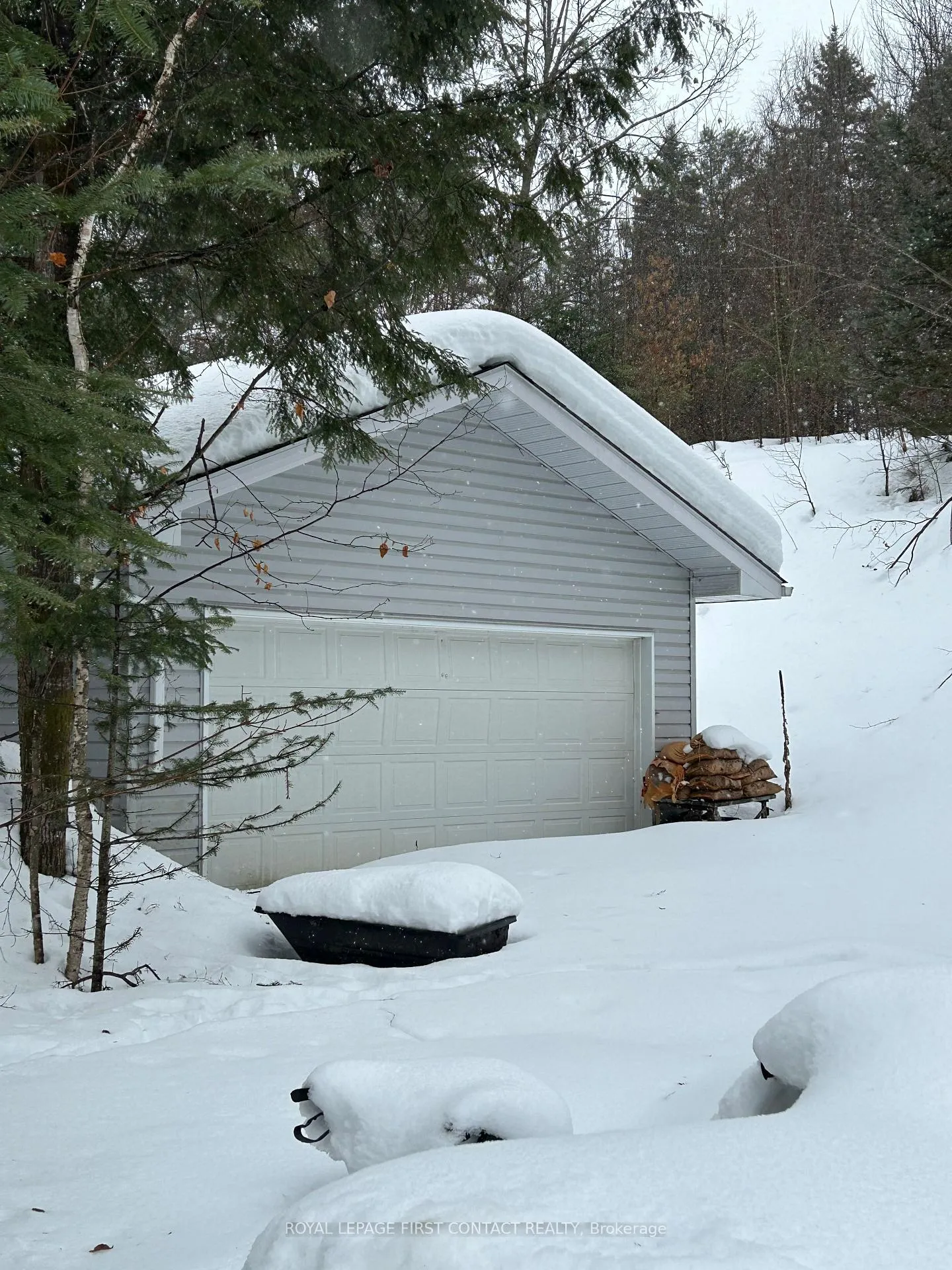 Photo 3 of 1041 Welch Road, Minden Hills, Minden — HOMEH