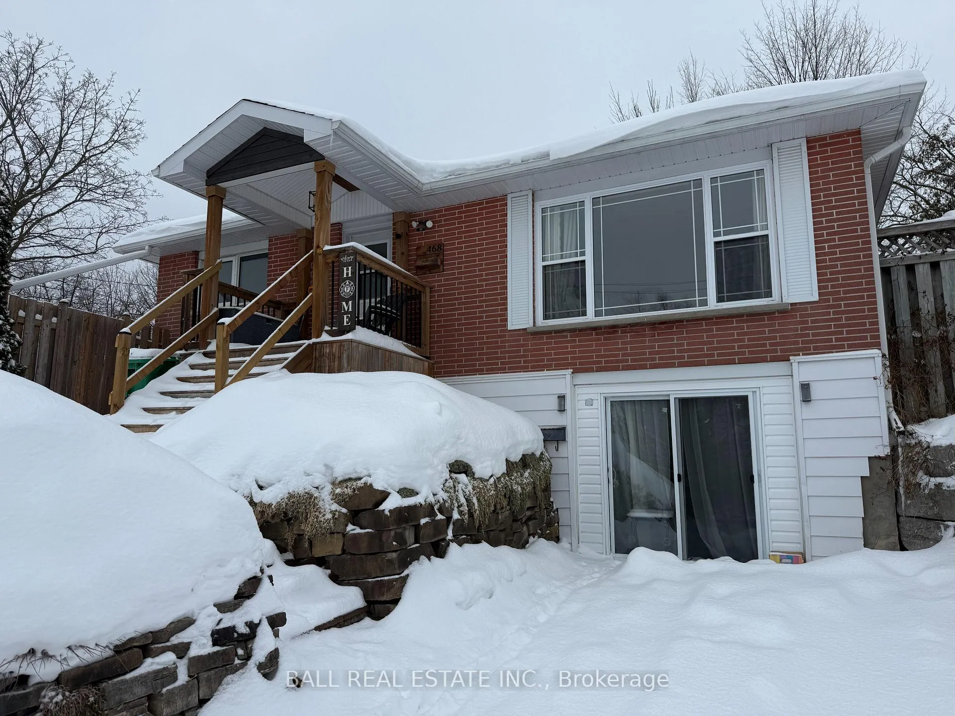 Photo 2 of 468 Bellevue Street, Peterborough, Northcrest Ward 5 — HOMEH
