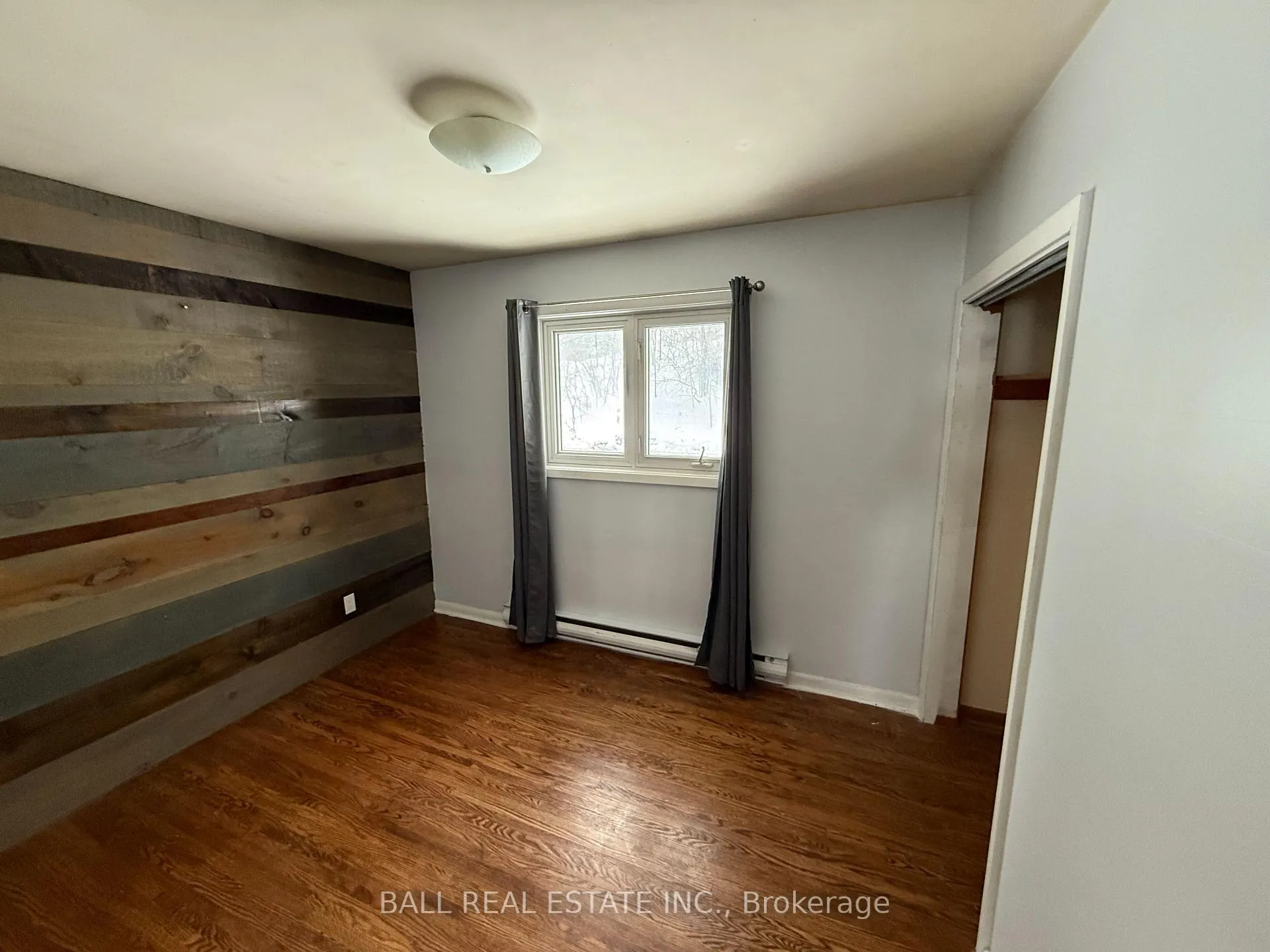 Photo 4 of 468 Bellevue Street, Peterborough, Northcrest Ward 5 — HOMEH