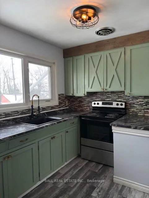 Photo 10 of 468 Bellevue Street, Peterborough, Northcrest Ward 5 — HOMEH