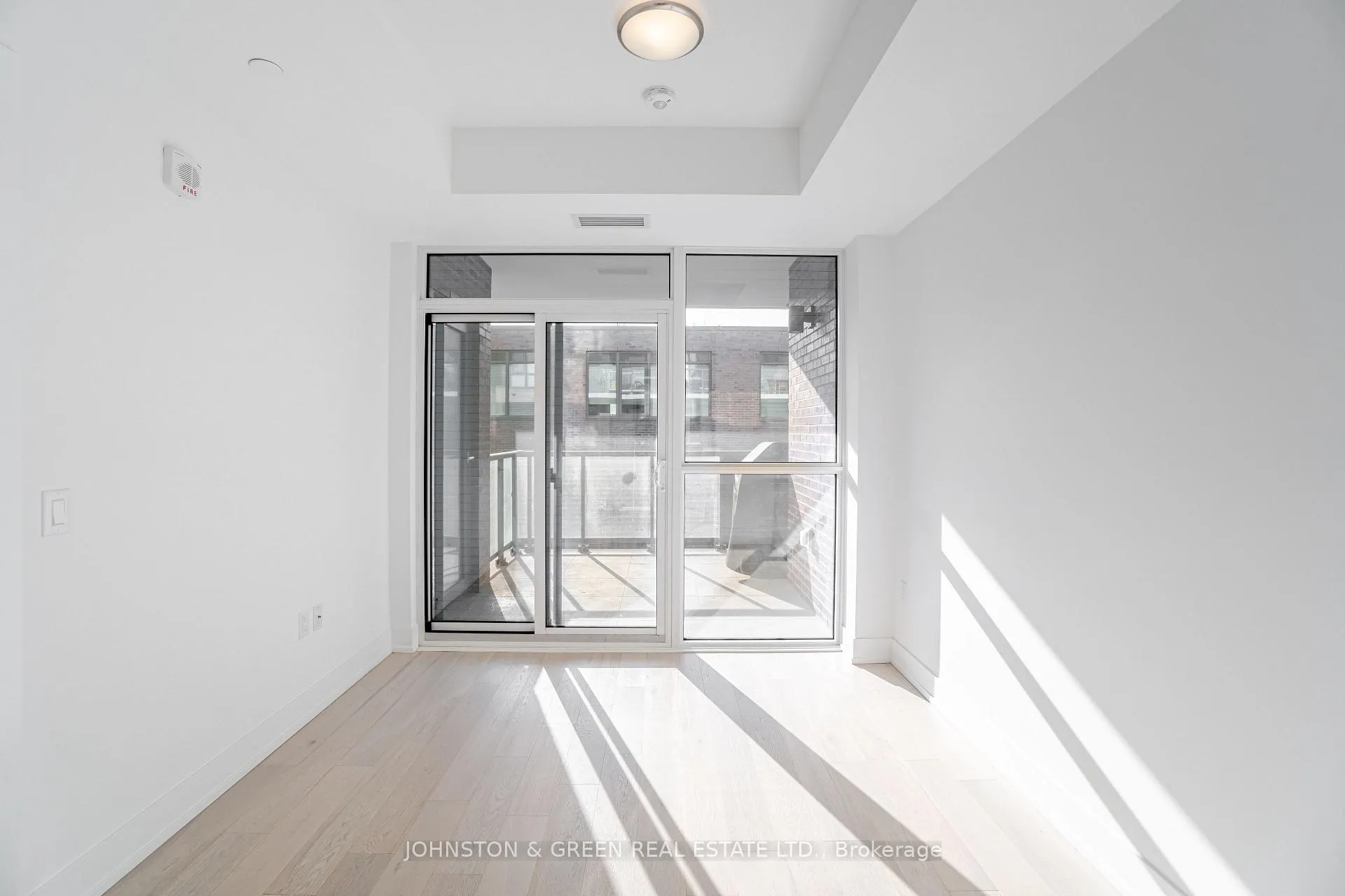 Photo 20 of Unit 411, 1331 Queen Street E, Toronto, Greenwood-Coxwell — HOMEH