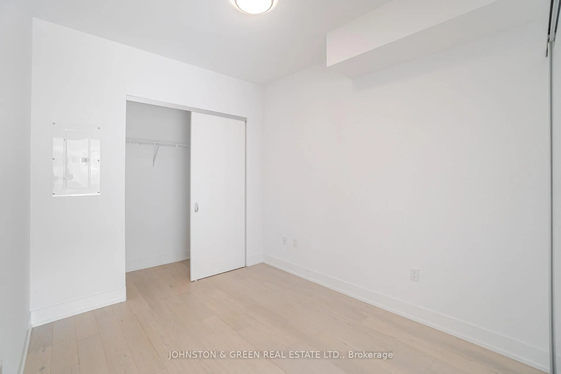 Photo 26 of Unit 411, 1331 Queen Street E, Toronto, Greenwood-Coxwell — HOMEH