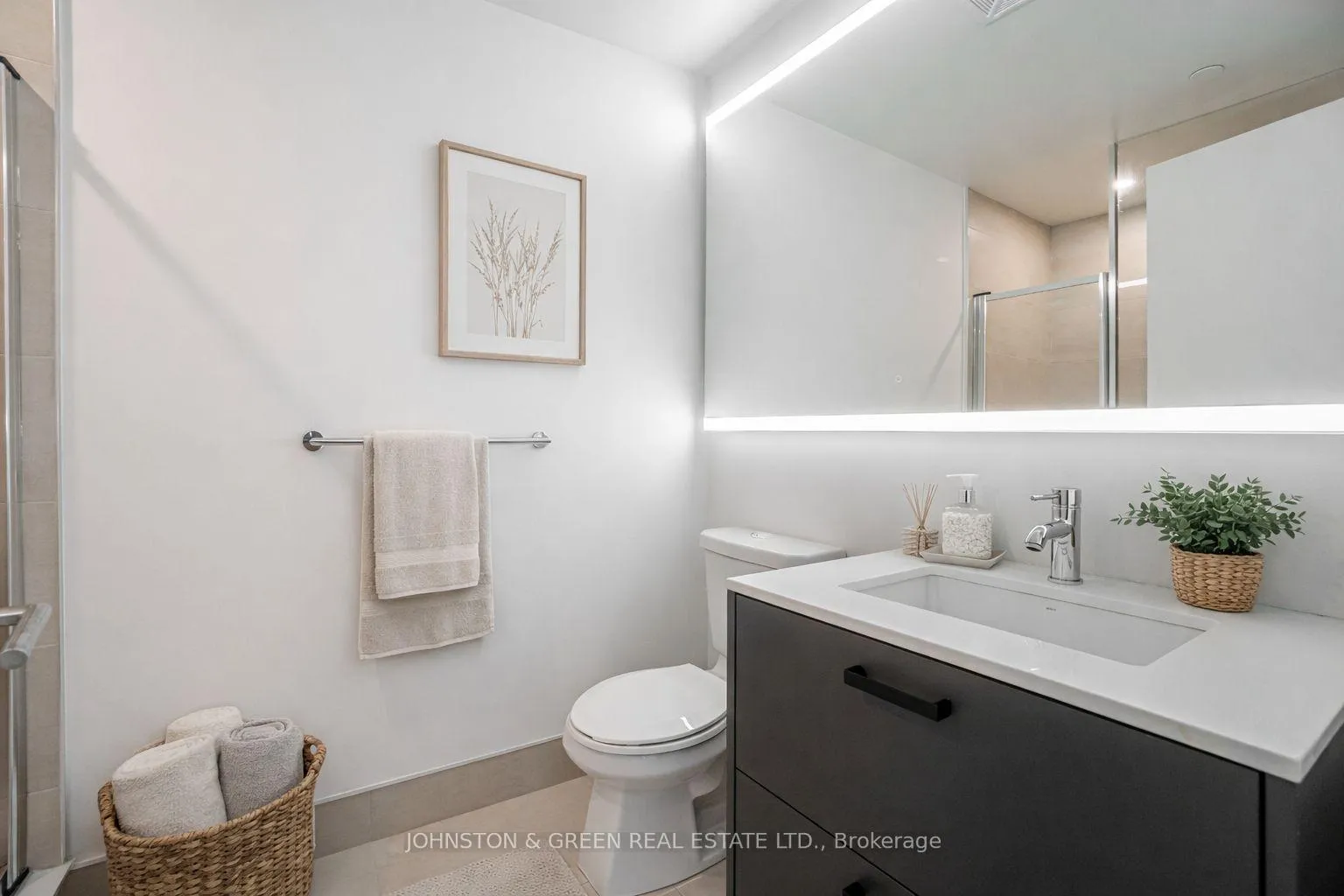 Photo 29 of Unit 411, 1331 Queen Street E, Toronto, Greenwood-Coxwell — HOMEH
