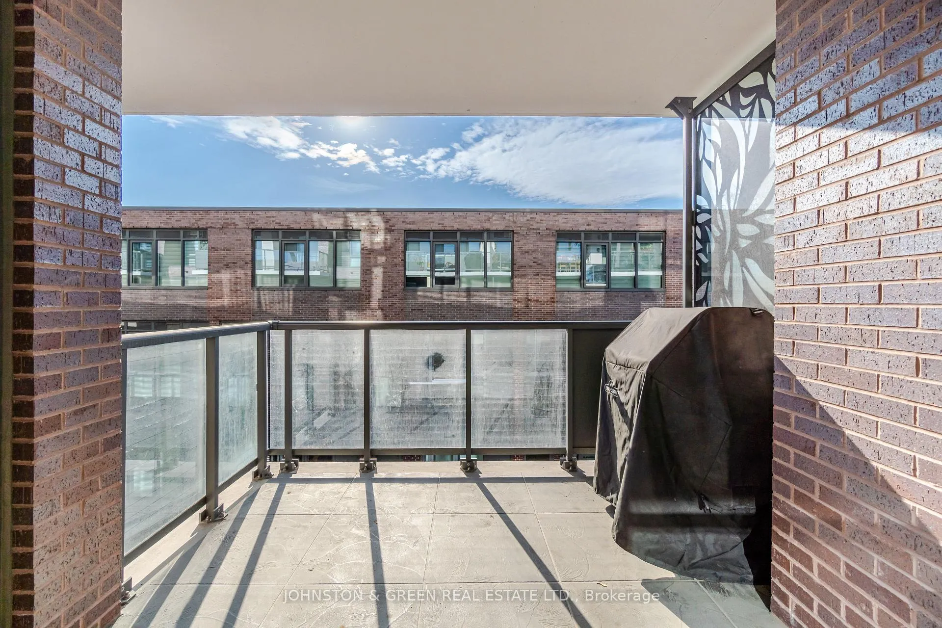 Photo 32 of Unit 411, 1331 Queen Street E, Toronto, Greenwood-Coxwell — HOMEH
