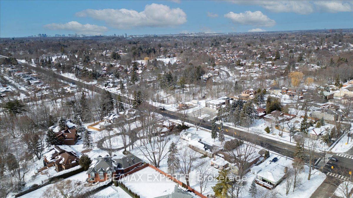 Photo 7 of 5325 Lawrence Avenue E, Scarborough, Centennial Scarborough — HOMEH