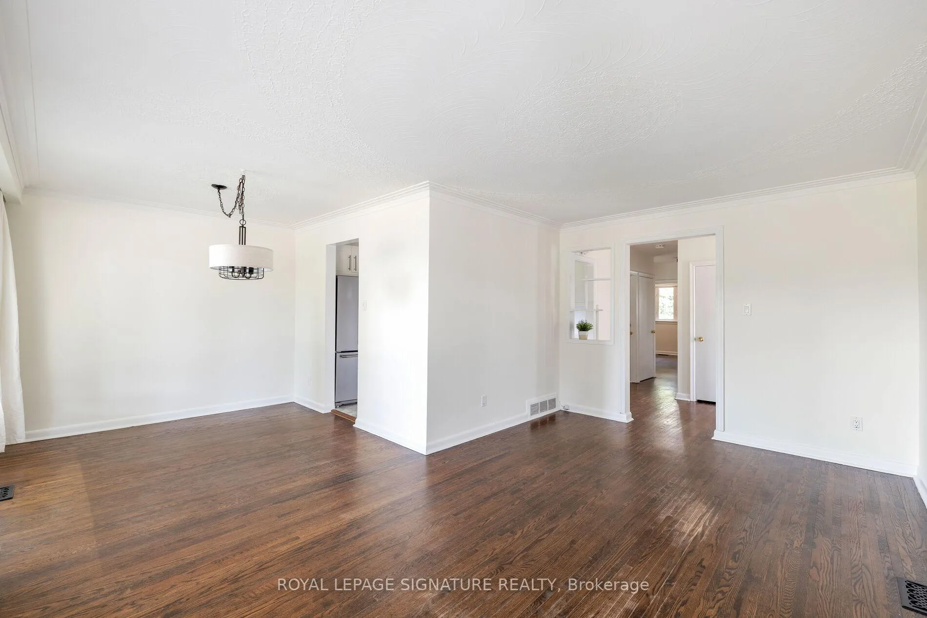 Photo 15 of Unit Main, 26 Paragon Road, Etobicoke, Kingsview Village-The Westway — HOMEH