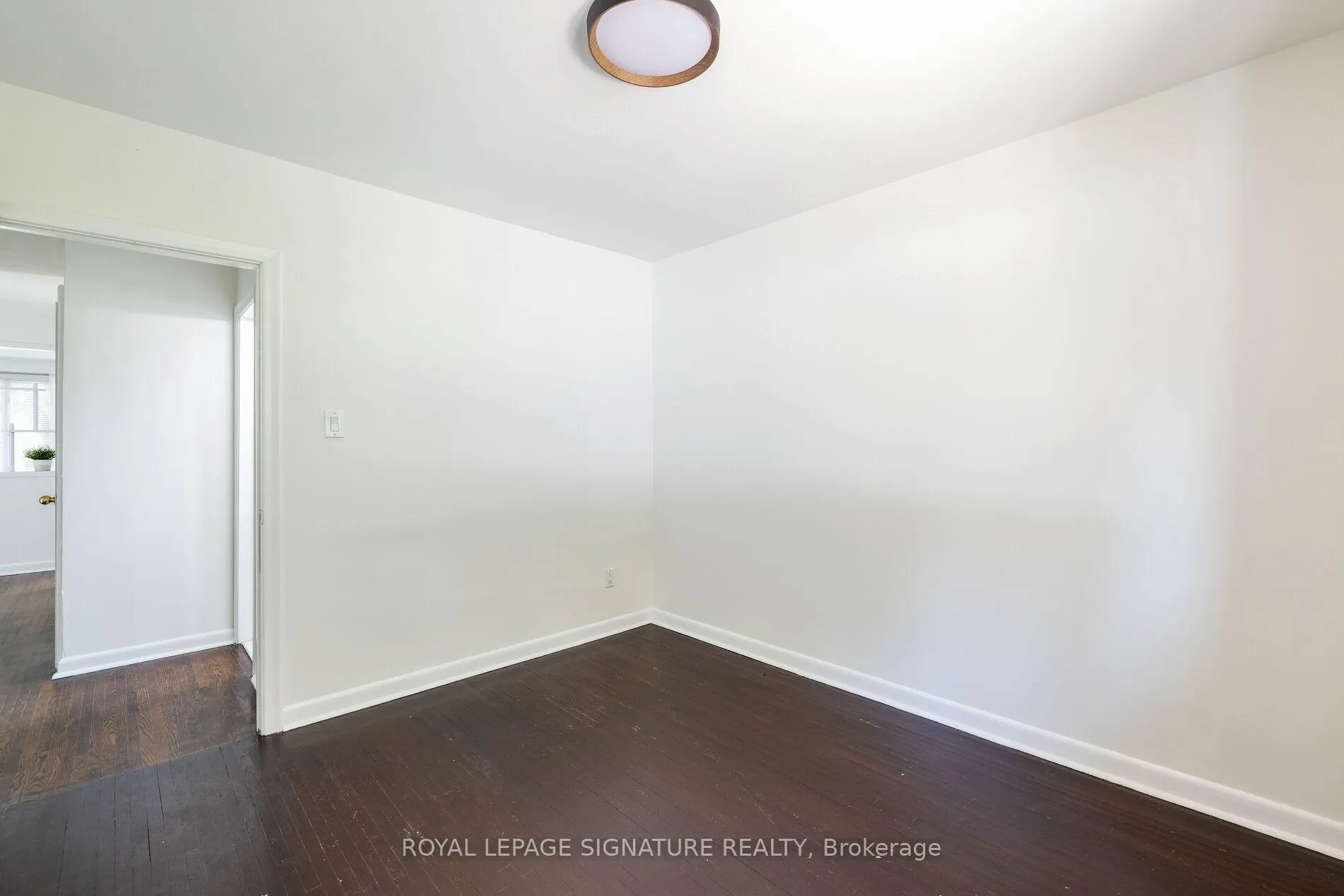 Photo 20 of Unit Main, 26 Paragon Road, Etobicoke, Kingsview Village-The Westway — HOMEH