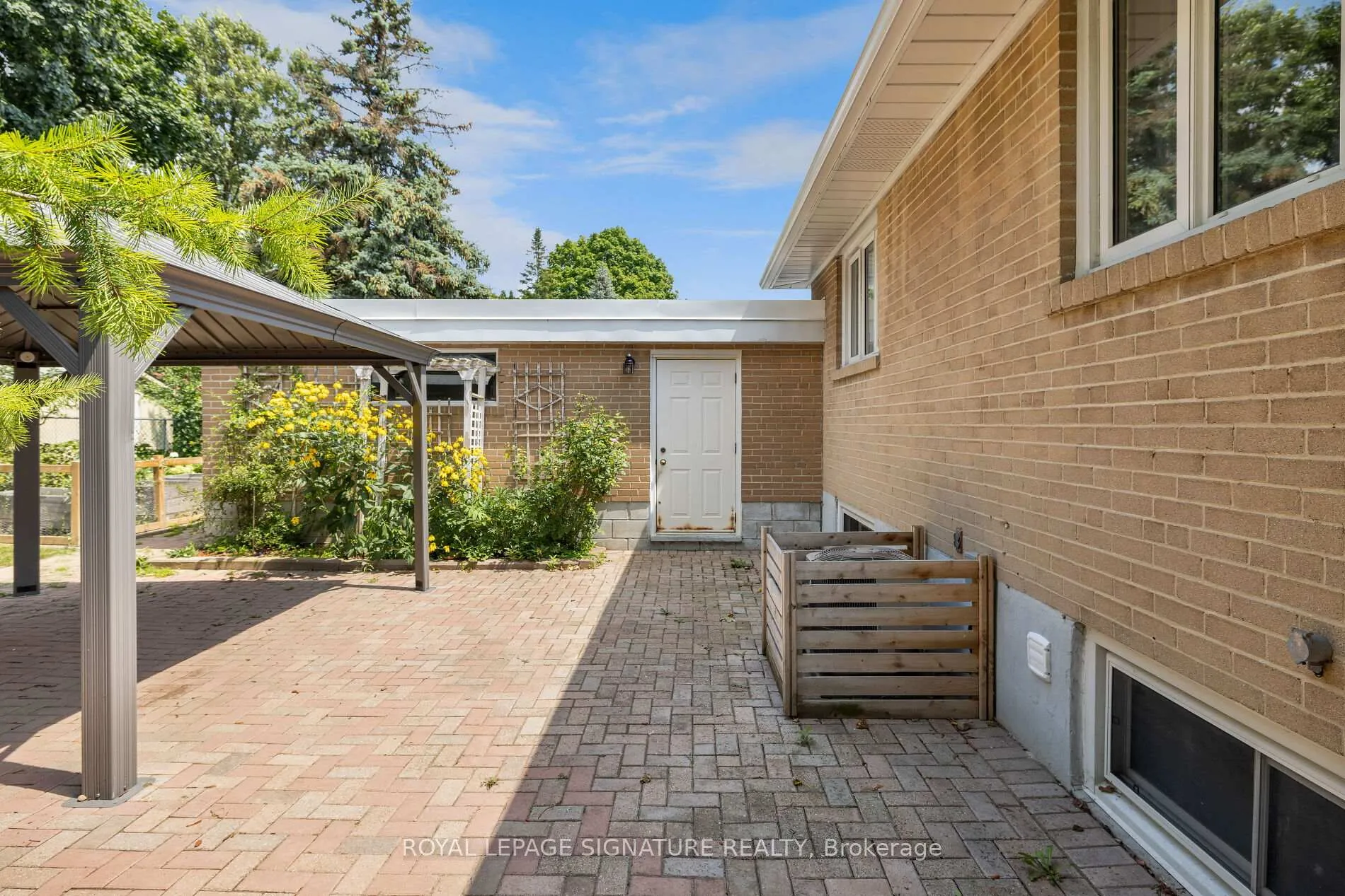 Photo 27 of Unit Main, 26 Paragon Road, Etobicoke, Kingsview Village-The Westway — HOMEH
