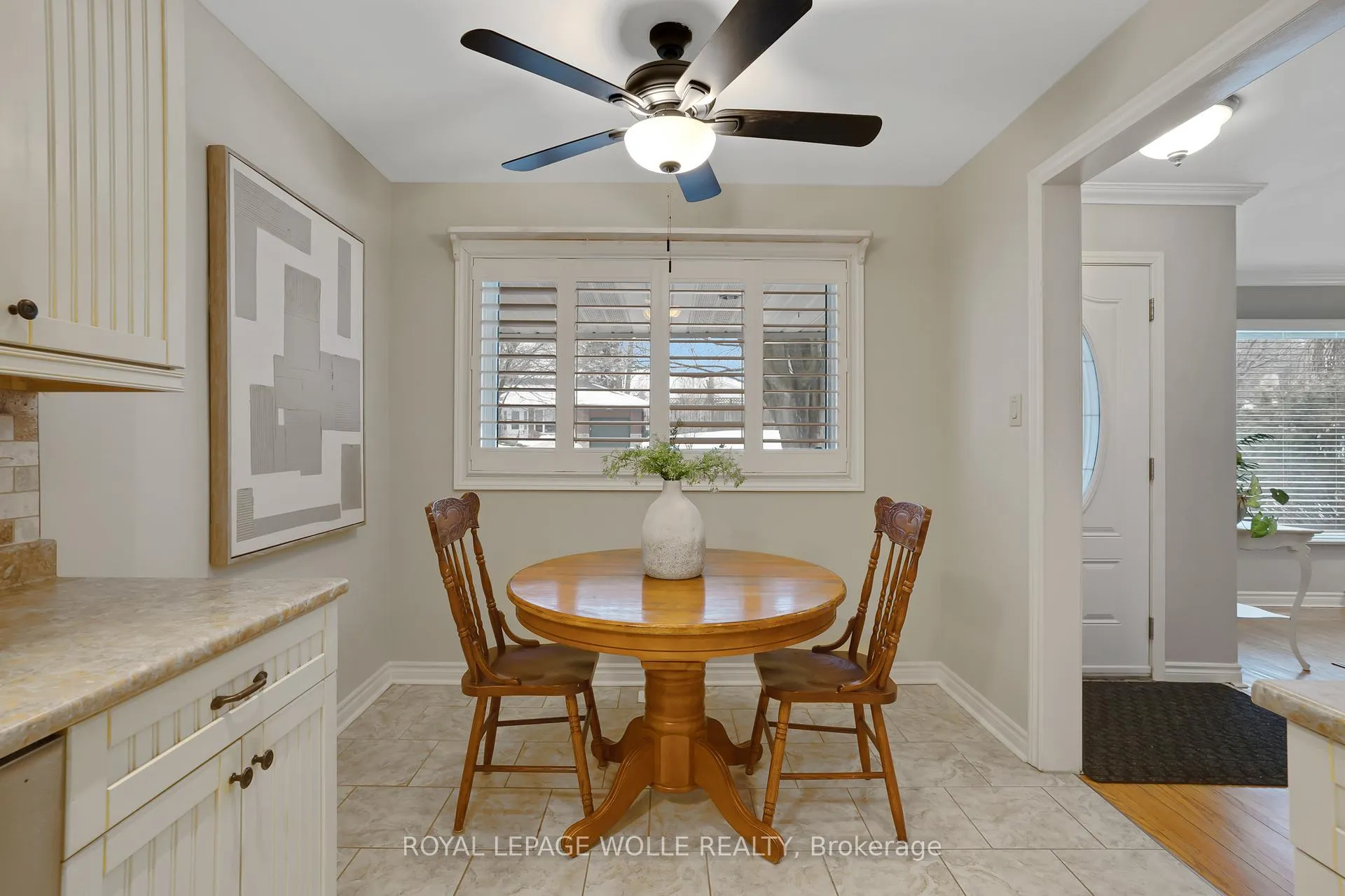Photo 12 of 14 Hearth Crescent, Kitchener — HOMEH
