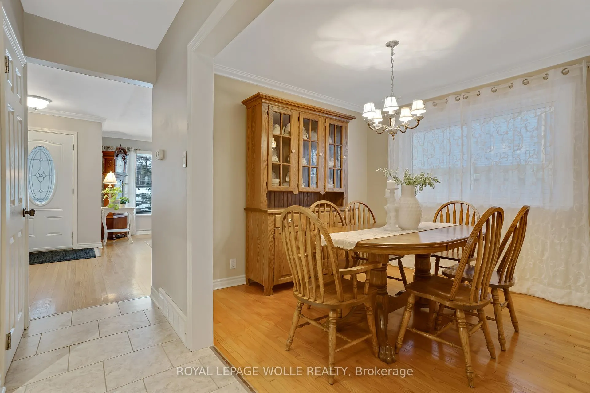 Photo 19 of 14 Hearth Crescent, Kitchener — HOMEH