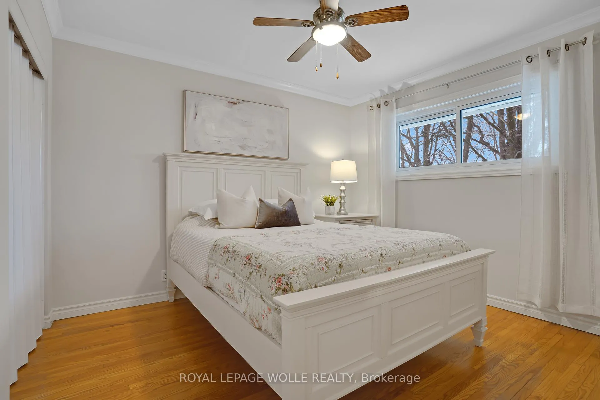 Photo 23 of 14 Hearth Crescent, Kitchener — HOMEH