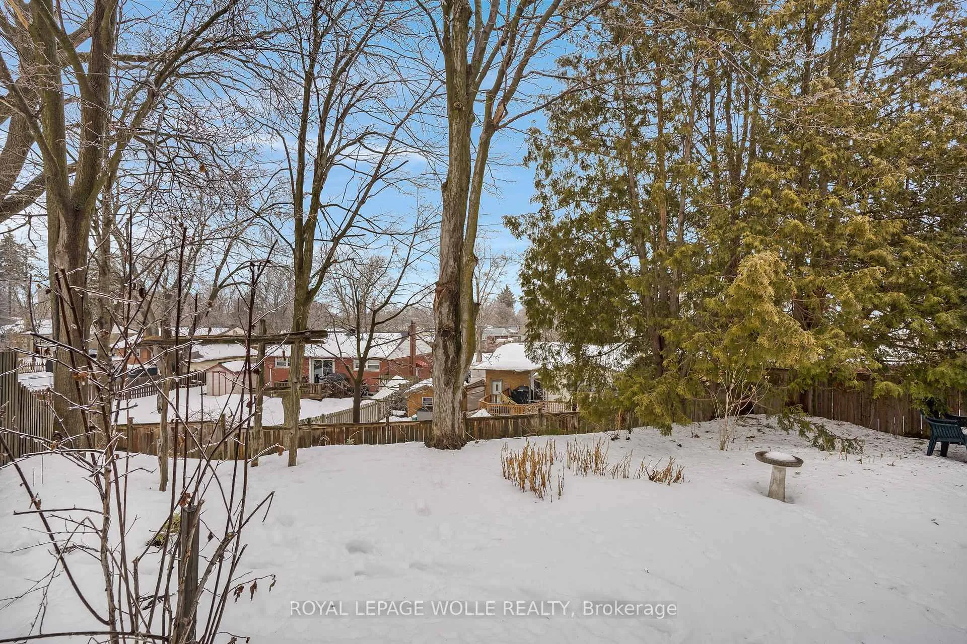 Photo 39 of 14 Hearth Crescent, Kitchener — HOMEH