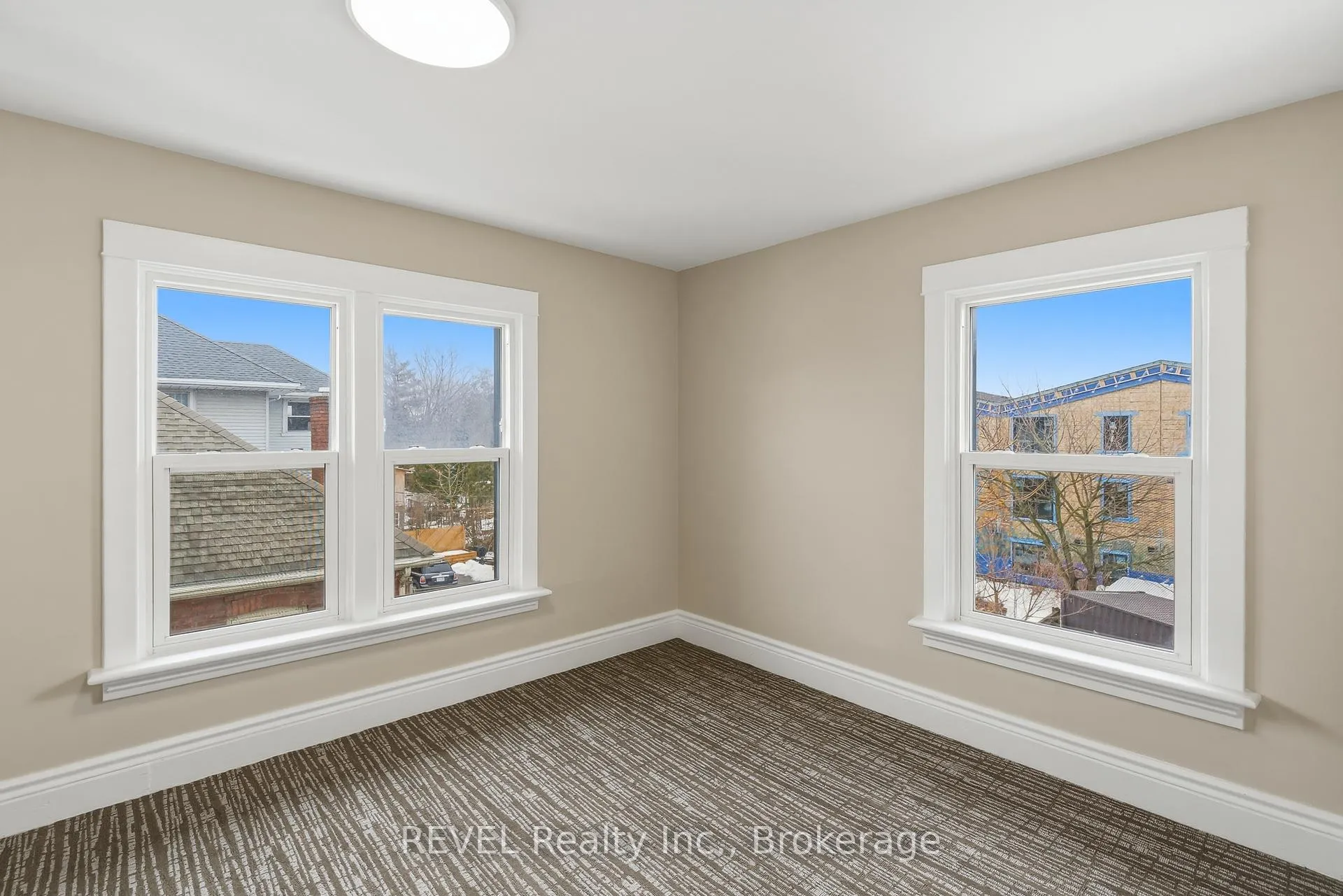 Photo 20 of 184 Queenston Street, St. Catharines, E. Chester — HOMEH