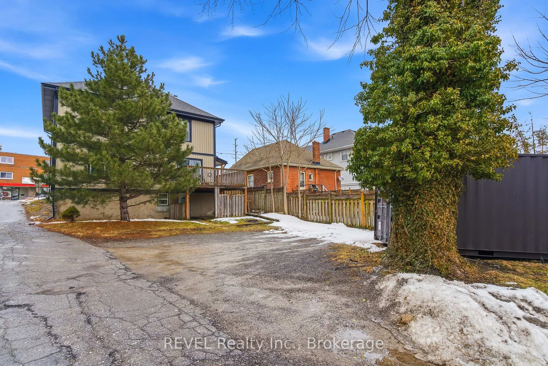 Photo 29 of 184 Queenston Street, St. Catharines, E. Chester — HOMEH
