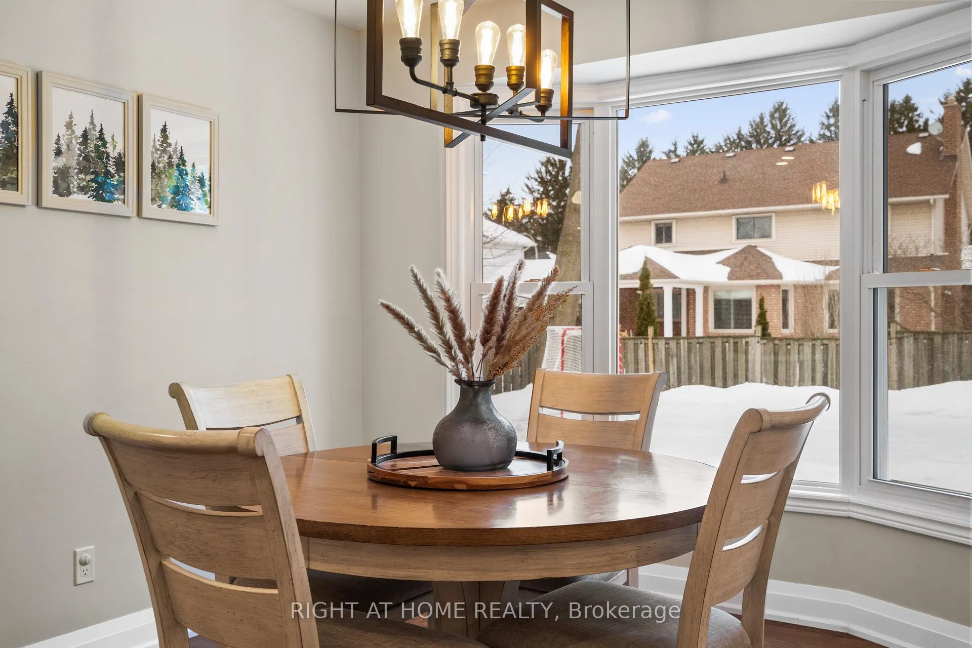 Photo 14 of 41 Amberly Boulevard, Hamilton, Ancaster — HOMEH