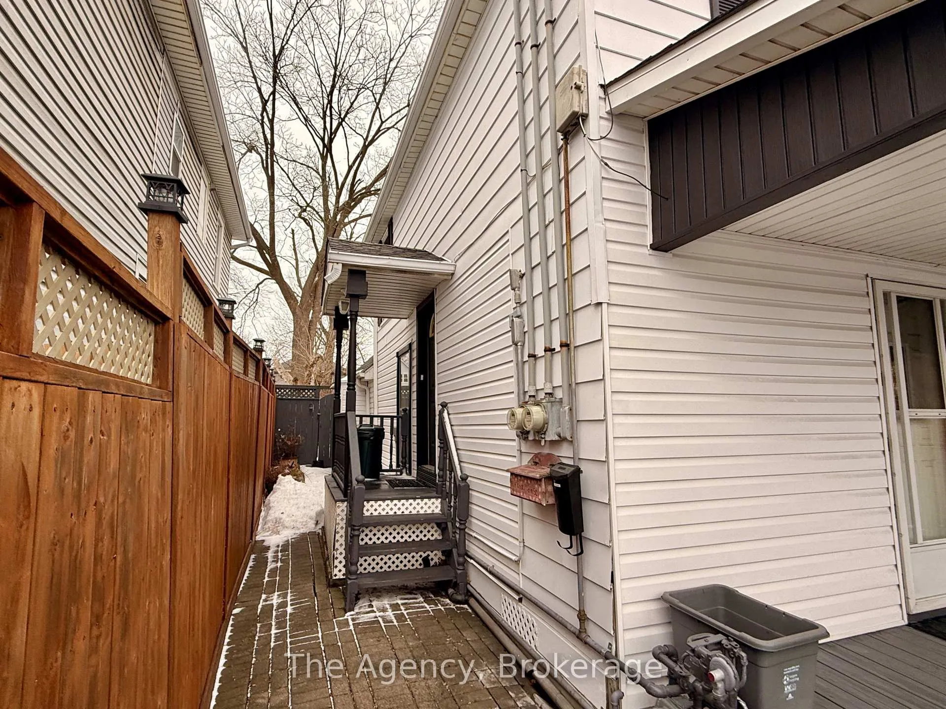 Photo 38 of 484 East Main Street, Welland, Welland Downtown — HOMEH