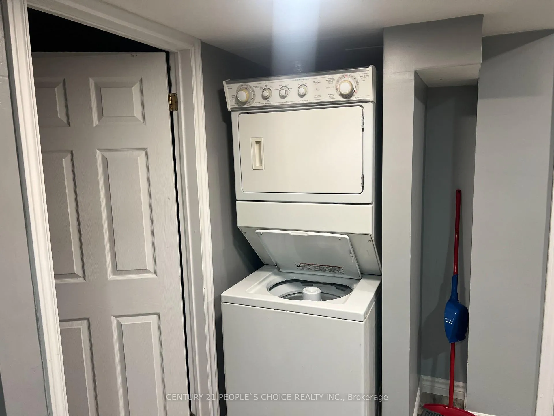 Photo 10 of Unit BSMNT, 80 Atkins Circle, Brampton, Northwood Park — HOMEH