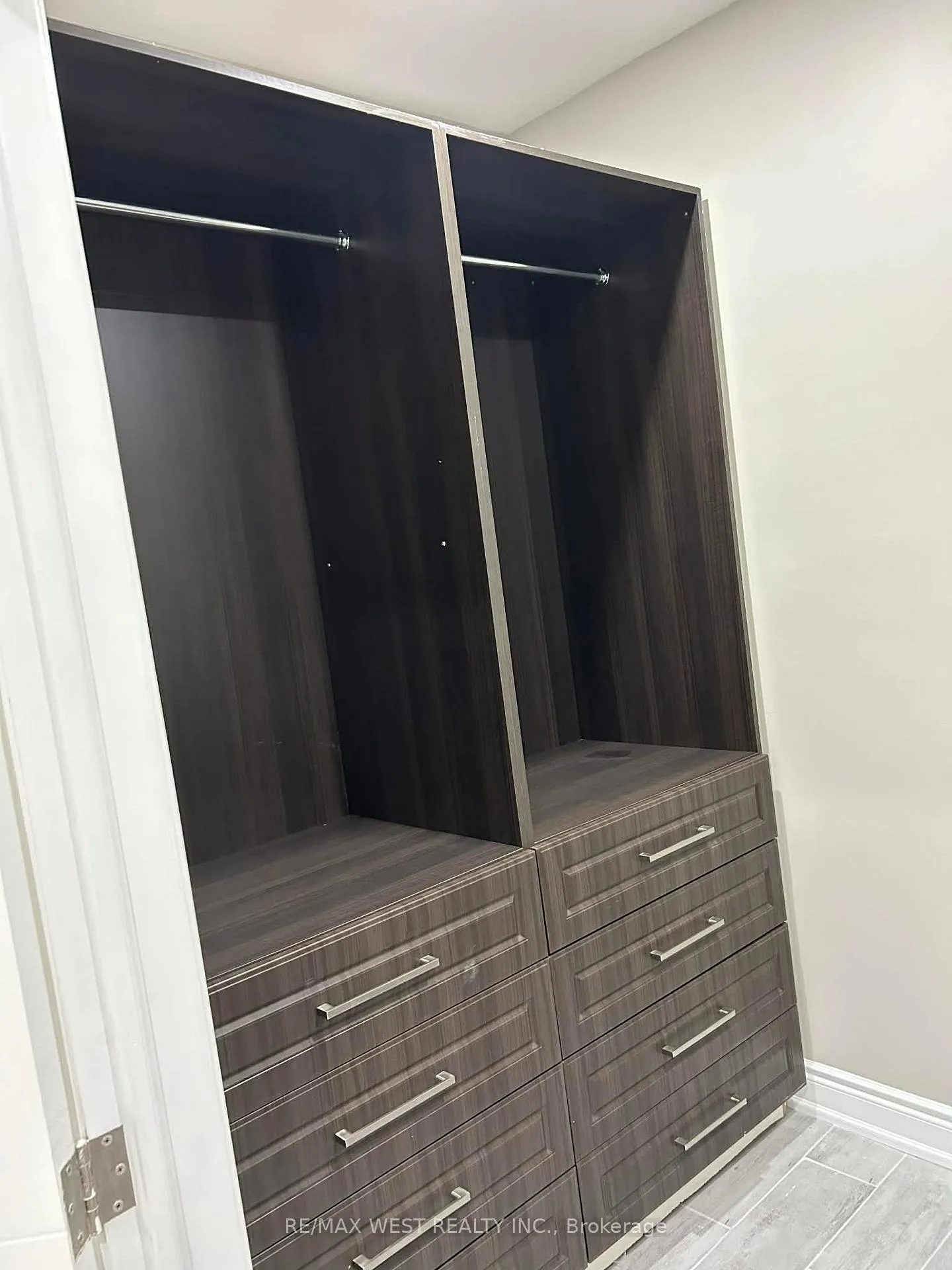 Photo 6 of Unit Basement, 1 Pagebrook Drive, Etobicoke, Humber Heights — HOMEH