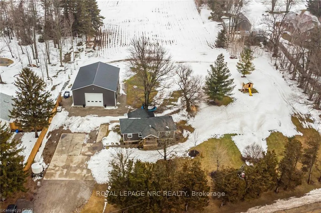 Photo 3 of 353 Inman Road, Haldimand, Dunnville — HOMEH