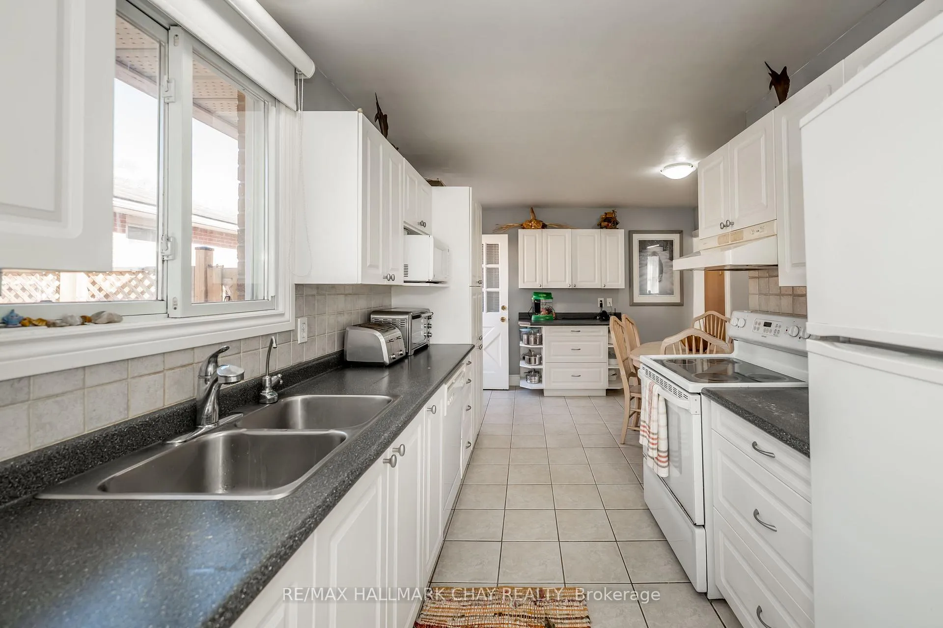 Photo 2 of 28 Brown Street, New Tecumseth, Tottenham — HOMEH
