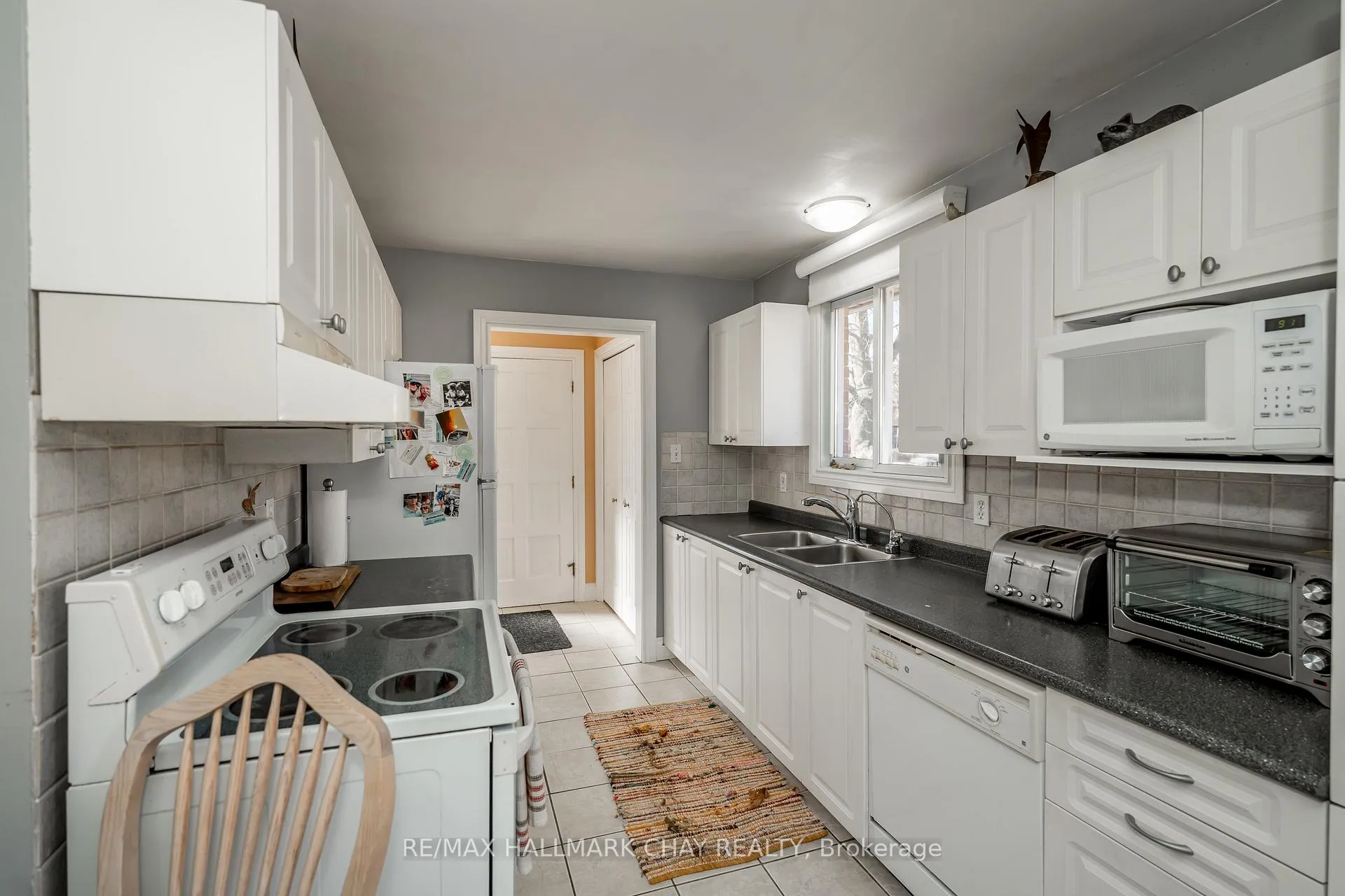 Photo 3 of 28 Brown Street, New Tecumseth, Tottenham — HOMEH