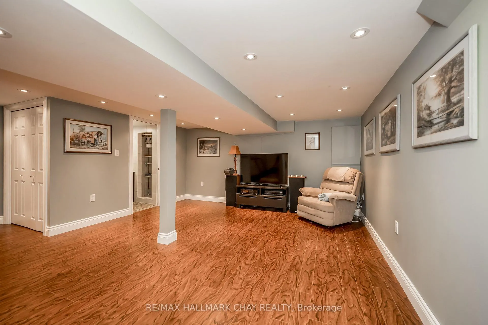 Photo 17 of 28 Brown Street, New Tecumseth, Tottenham — HOMEH