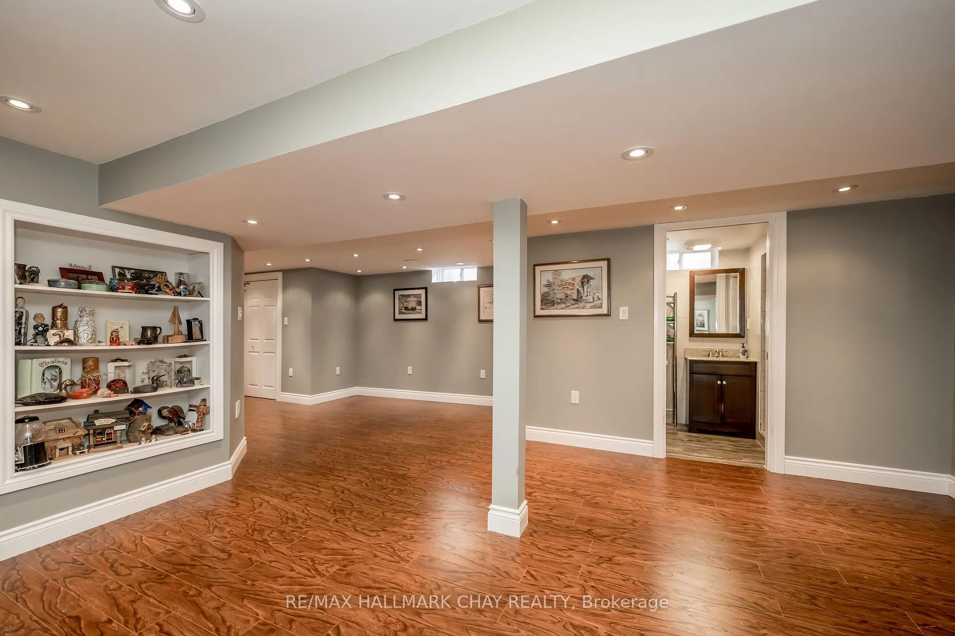 Photo 18 of 28 Brown Street, New Tecumseth, Tottenham — HOMEH