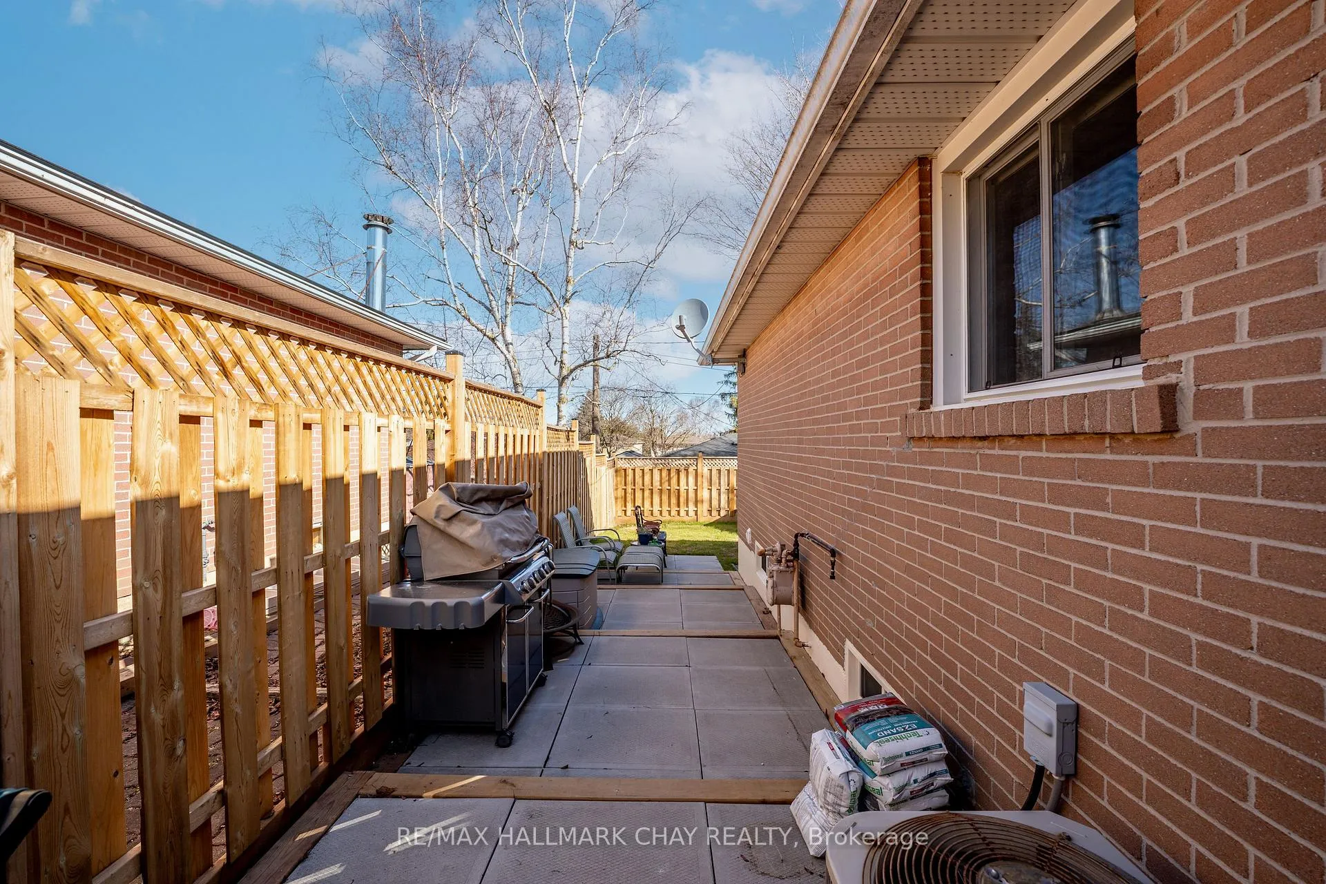 Photo 29 of 28 Brown Street, New Tecumseth, Tottenham — HOMEH