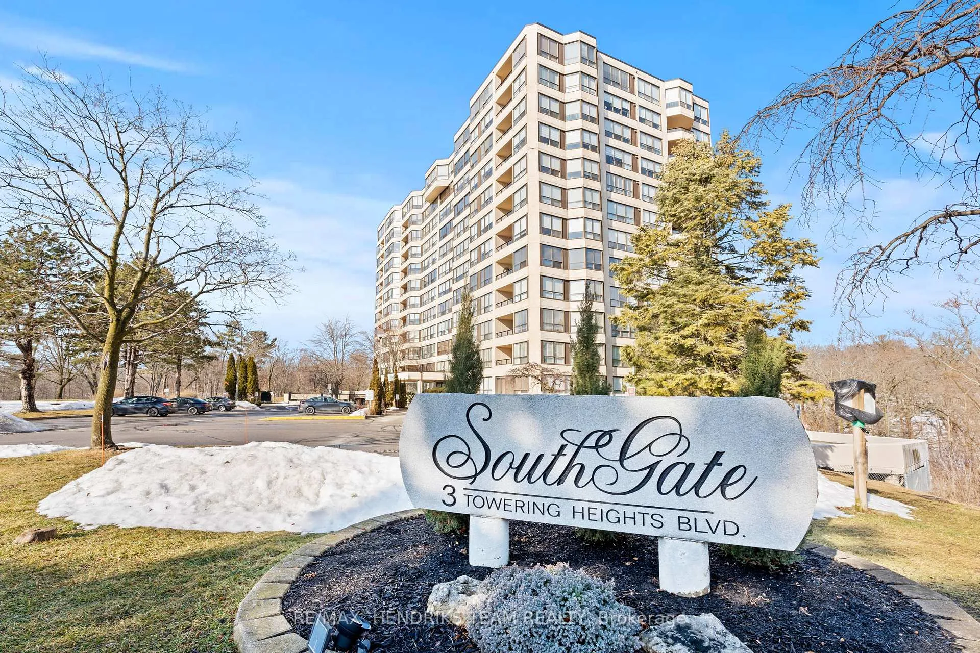 Photo 1 of Unit 502, 3 Towering Hts Boulevard, St. Catharines, Glendale/Glenridge — HOMEH