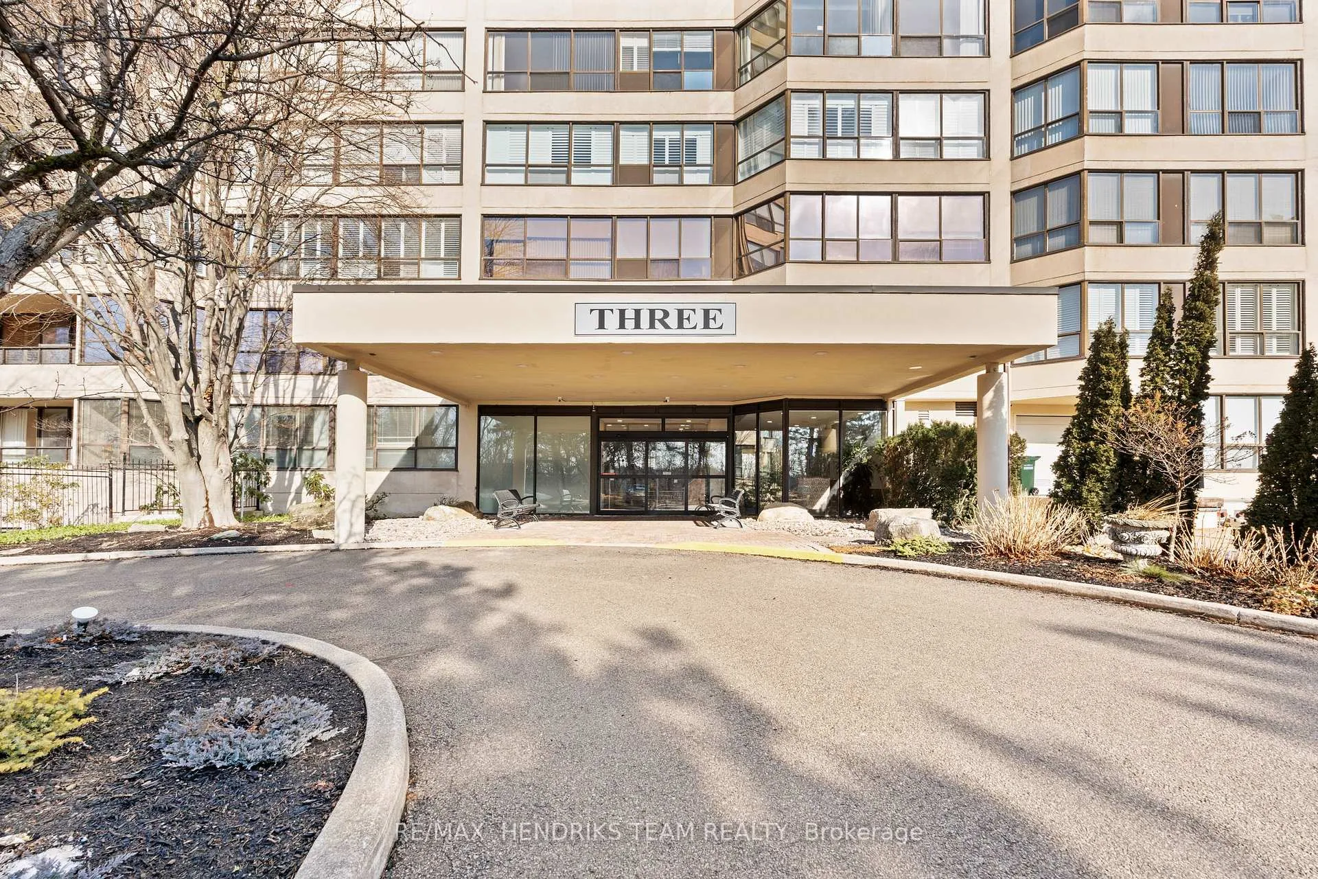 Photo 6 of Unit 502, 3 Towering Hts Boulevard, St. Catharines, Glendale/Glenridge — HOMEH