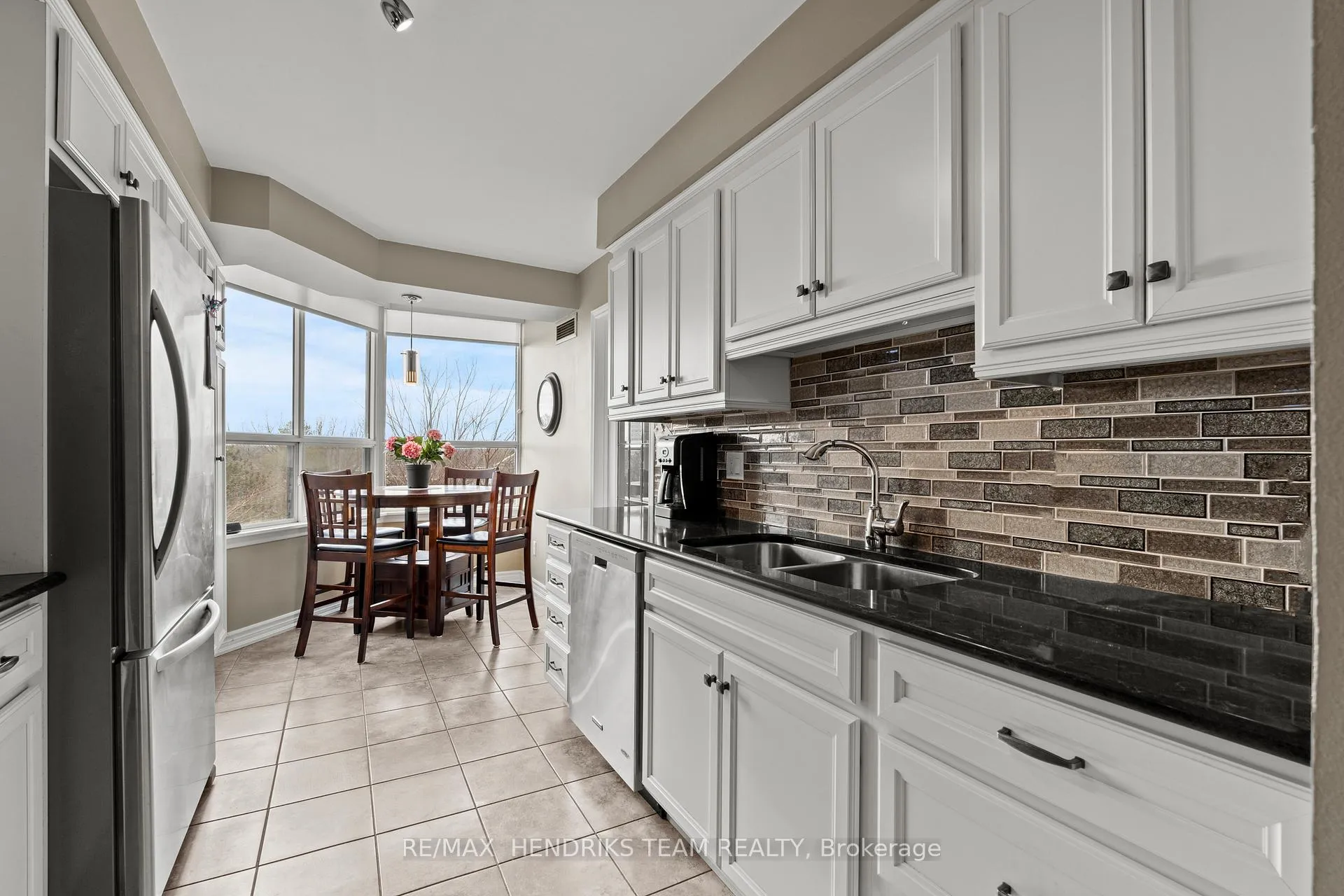 Photo 10 of Unit 502, 3 Towering Hts Boulevard, St. Catharines, Glendale/Glenridge — HOMEH