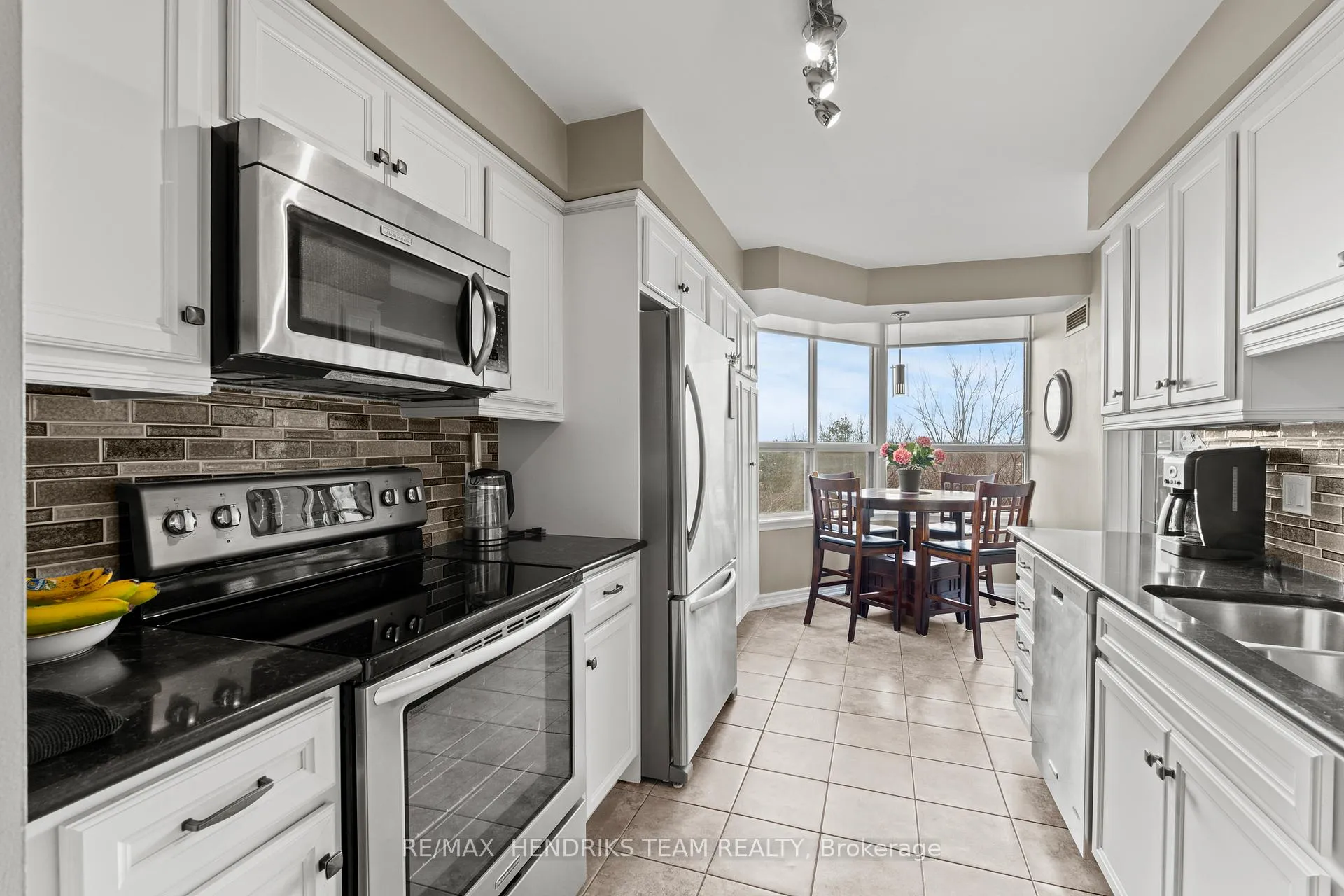 Photo 11 of Unit 502, 3 Towering Hts Boulevard, St. Catharines, Glendale/Glenridge — HOMEH