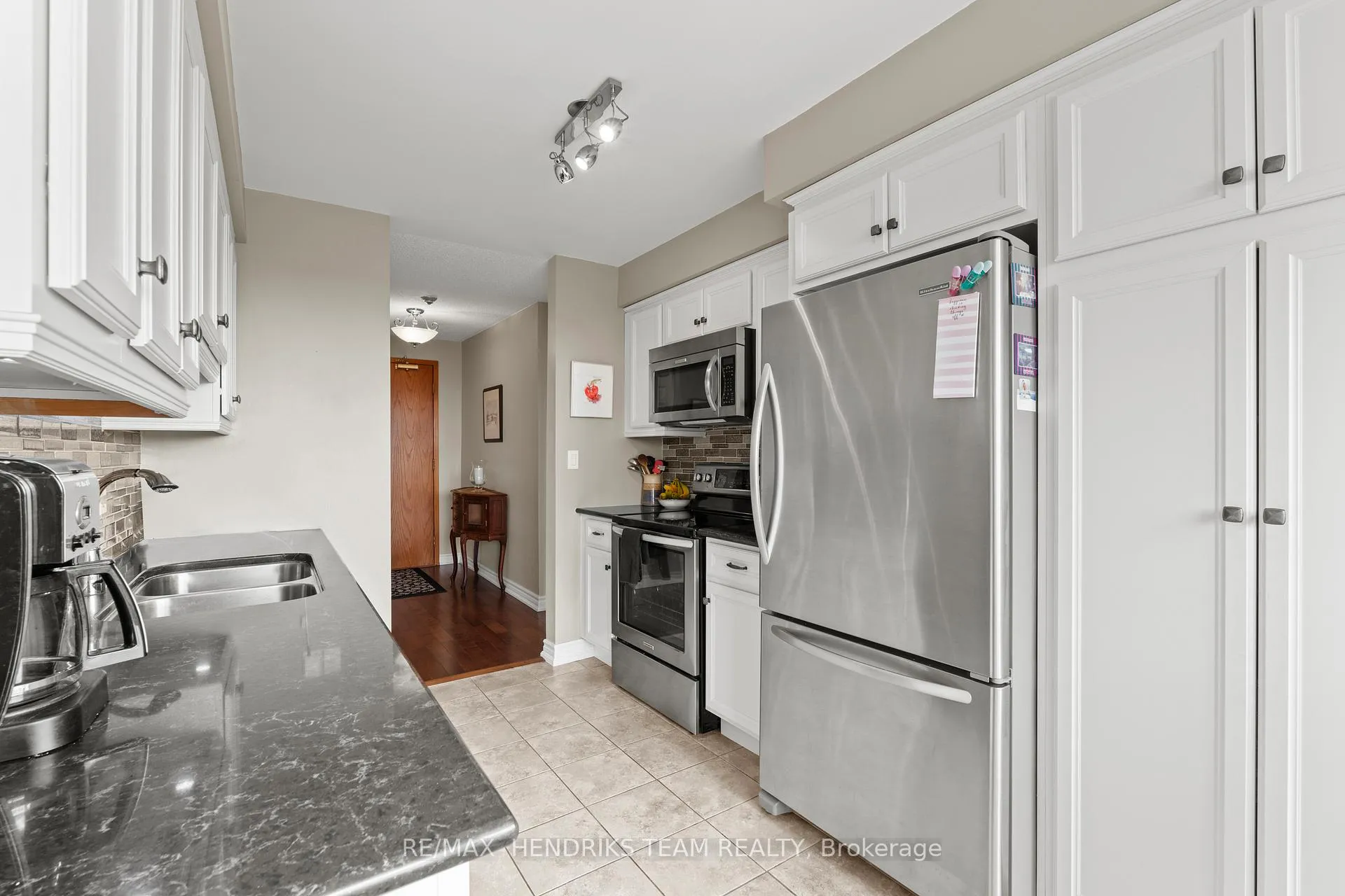 Photo 13 of Unit 502, 3 Towering Hts Boulevard, St. Catharines, Glendale/Glenridge — HOMEH