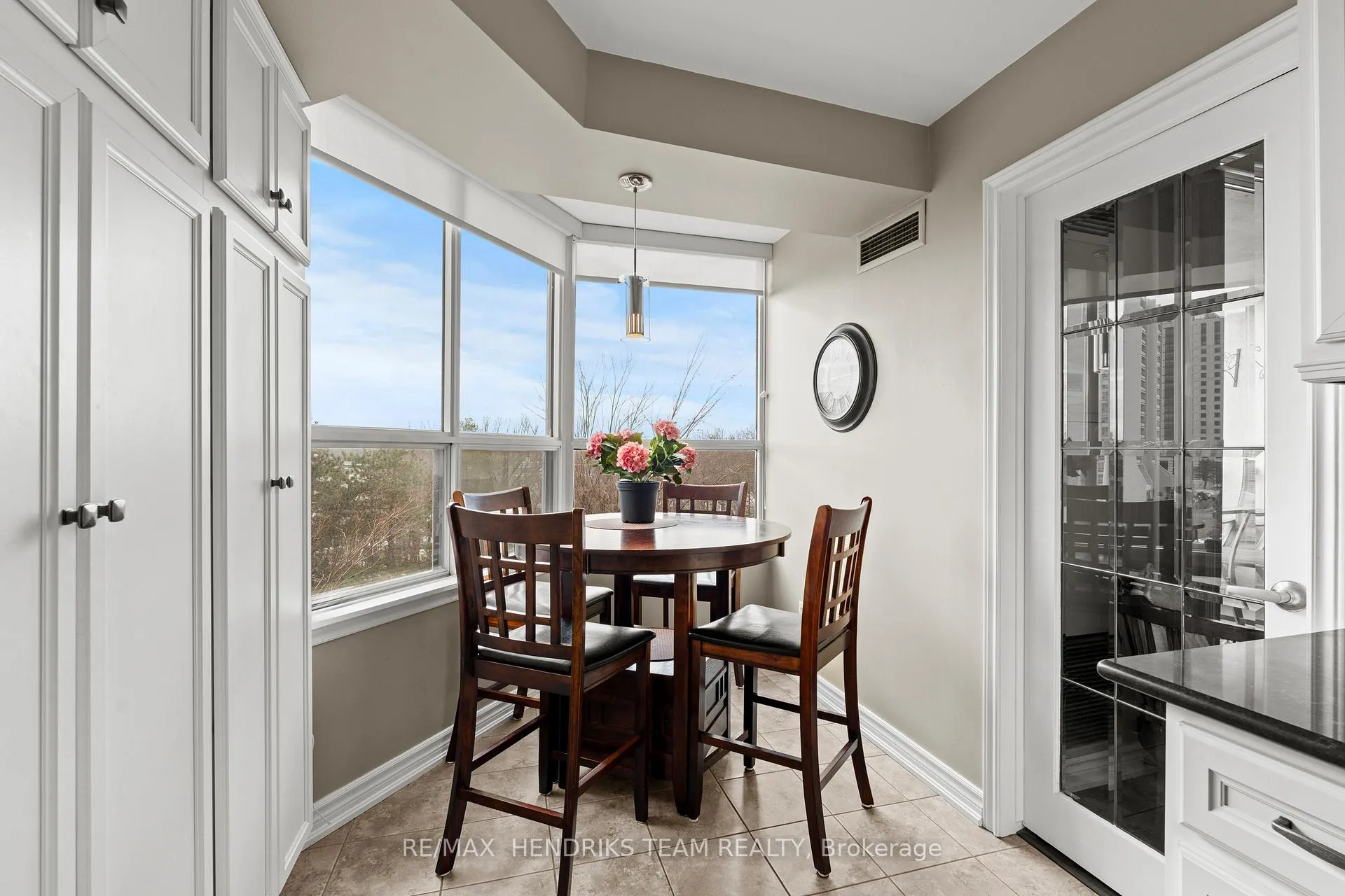 Photo 14 of Unit 502, 3 Towering Hts Boulevard, St. Catharines, Glendale/Glenridge — HOMEH