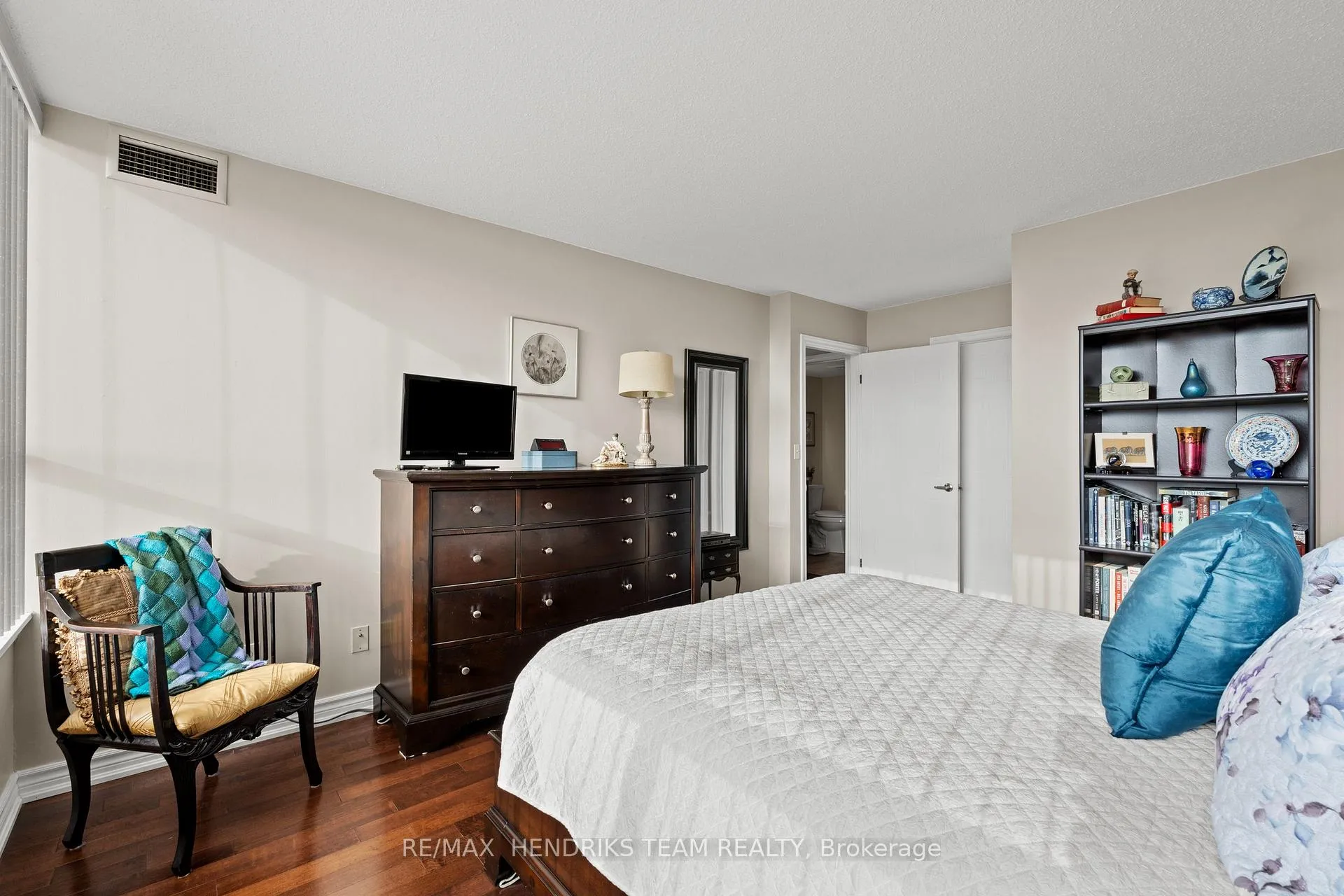 Photo 22 of Unit 502, 3 Towering Hts Boulevard, St. Catharines, Glendale/Glenridge — HOMEH