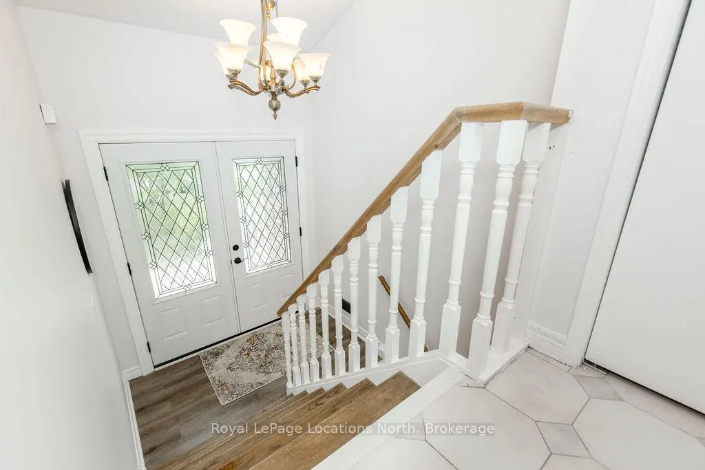 Photo 3 of 3 51st Street, Wasaga Beach — HOMEH
