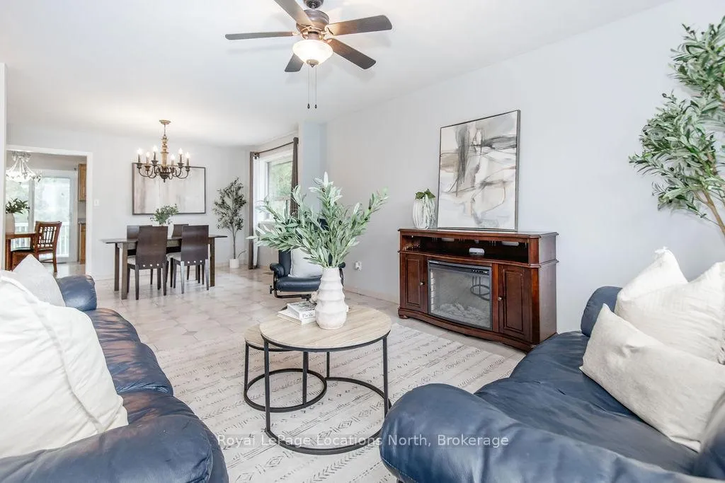 Photo 6 of 3 51st Street, Wasaga Beach — HOMEH
