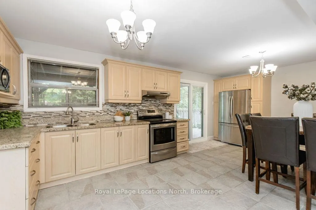 Photo 18 of 3 51st Street, Wasaga Beach — HOMEH
