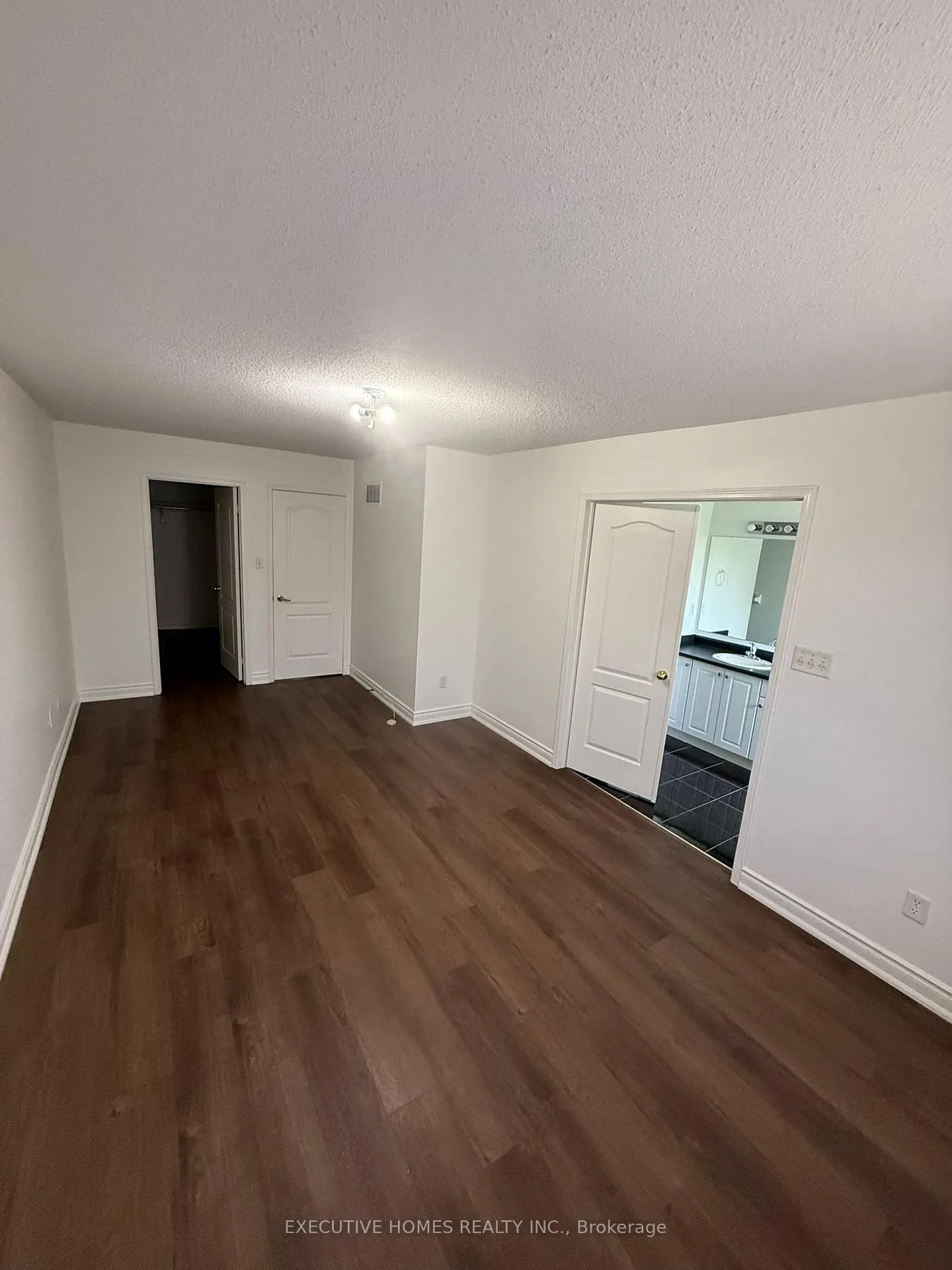 Photo 7 of 100 SandCherry Crescent, Brampton, Sandringham-Wellington — HOMEH