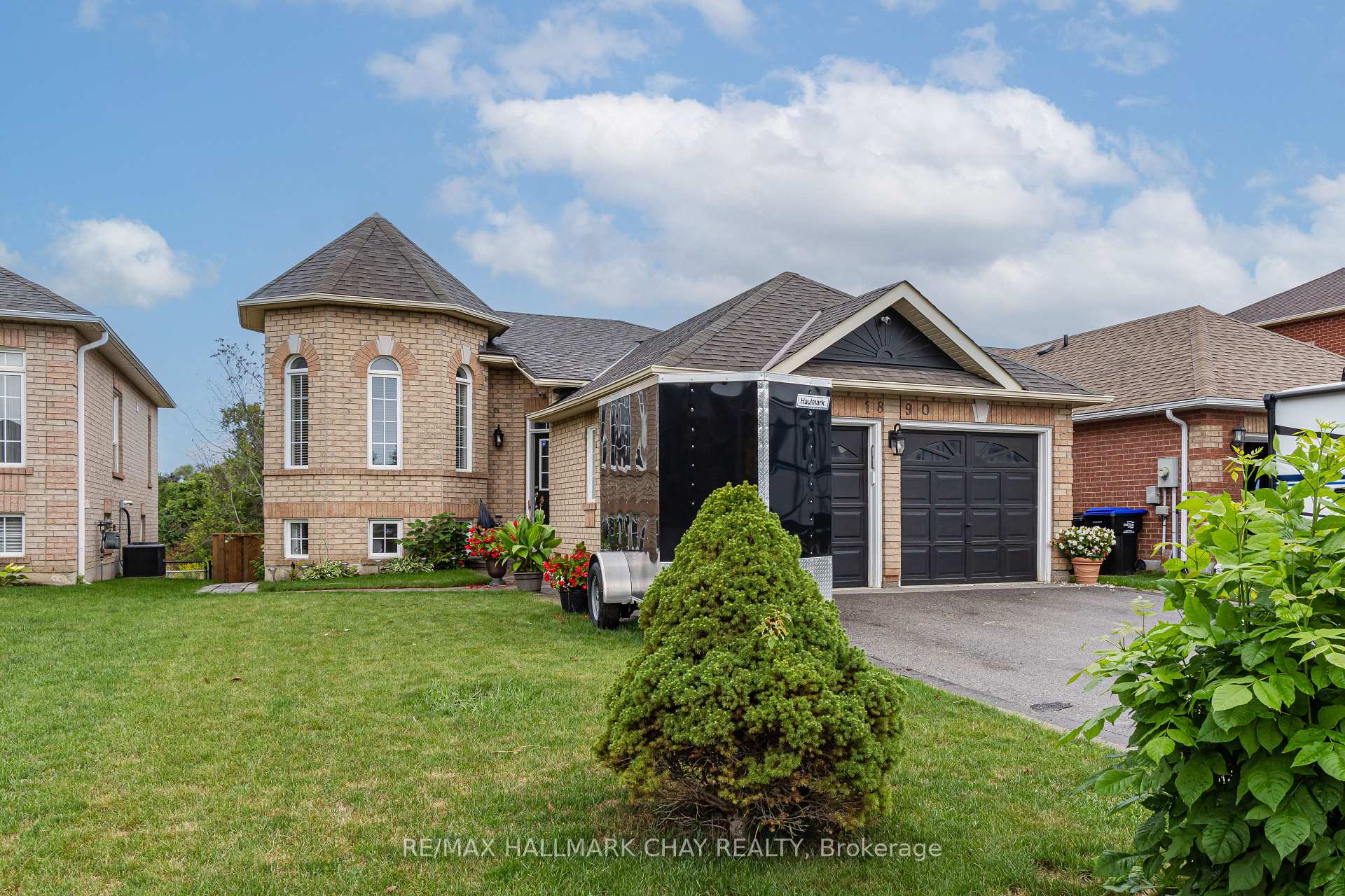 Photo 1 of 1890 Emerald Court, Innisfil, Alcona — HOMEH