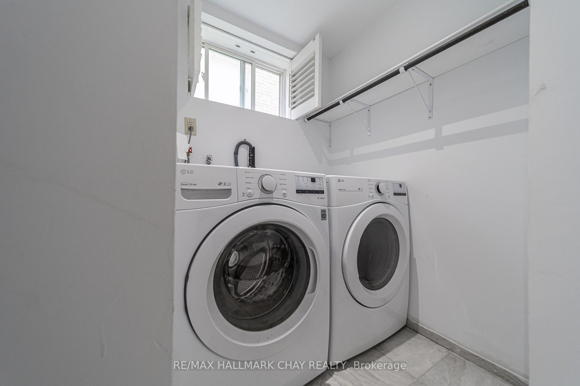 Photo 6 of 1890 Emerald Court, Innisfil, Alcona — HOMEH
