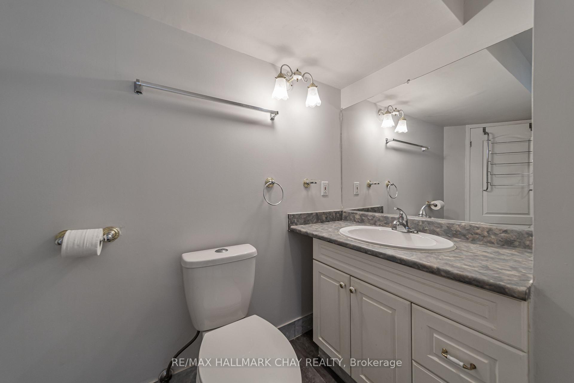 Photo 8 of 1890 Emerald Court, Innisfil, Alcona — HOMEH