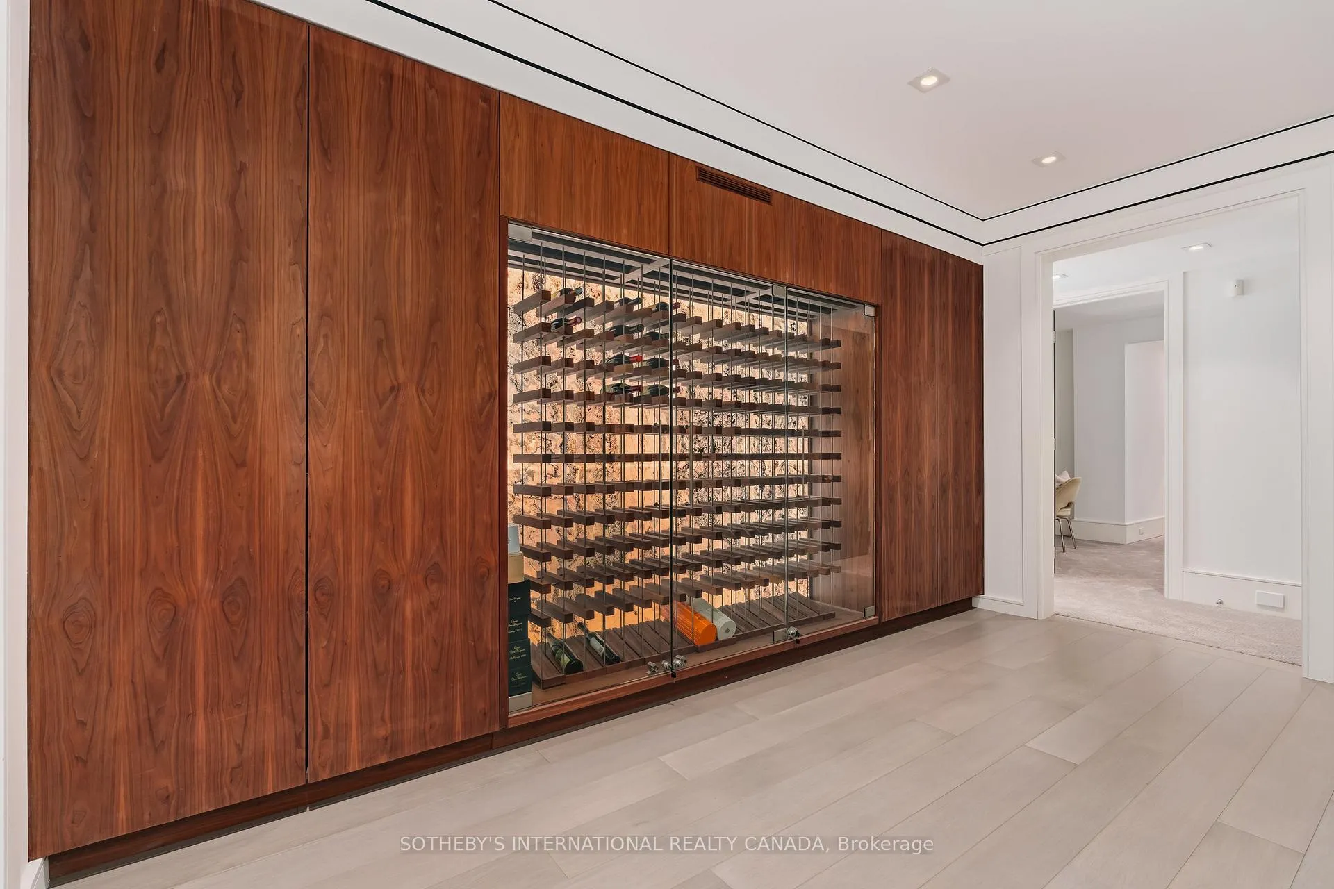 Photo 23 of 85 Glengrove Avenue W, Toronto, Lawrence Park South — HOMEH