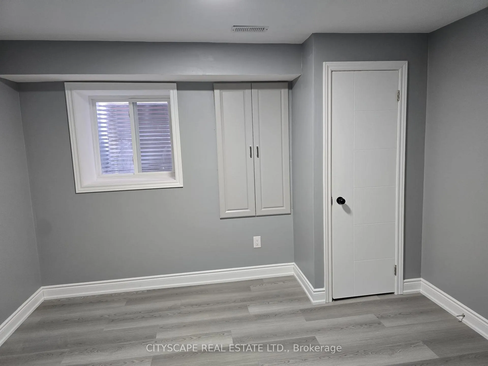 Photo 5 of 306 Bessborough Drive, Milton, Harrison — HOMEH