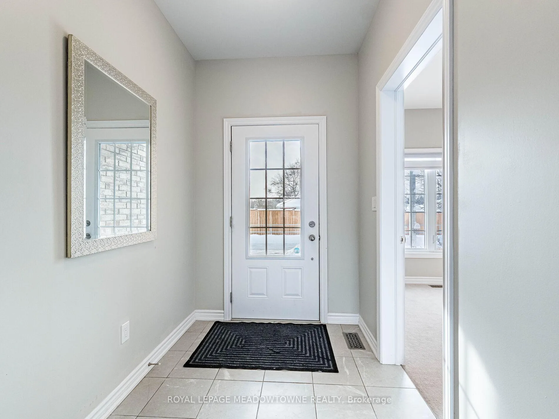 Photo 4 of Unit 7, 13 Braida Lane, Halton Hills, Acton — HOMEH